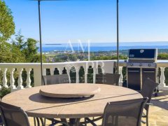 Sea View Luxury Villa Mandelieu: A Generational Family Estate — photo 2 of 7