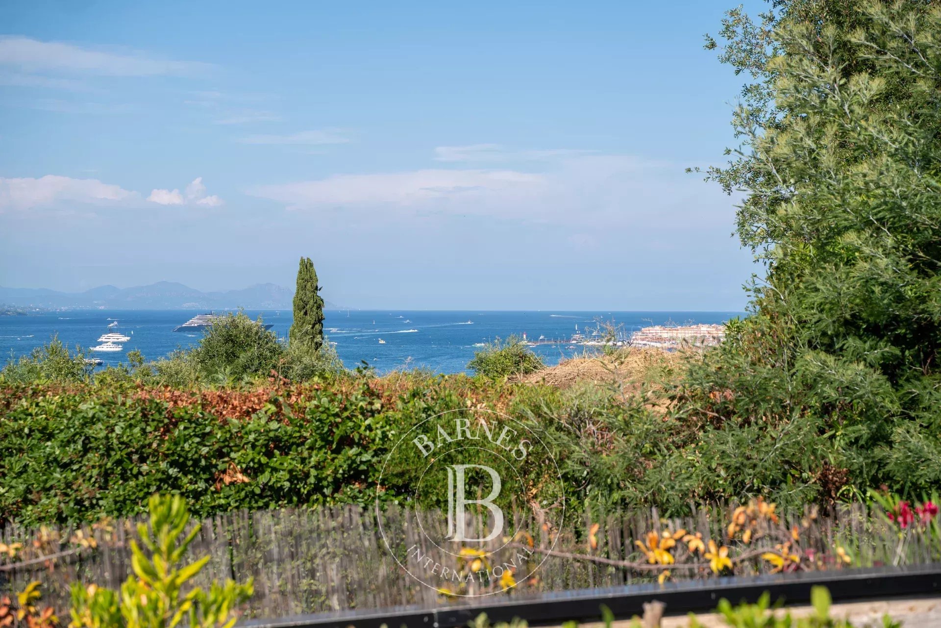 Maison Gassin  -  ref 86051099 (picture 1)