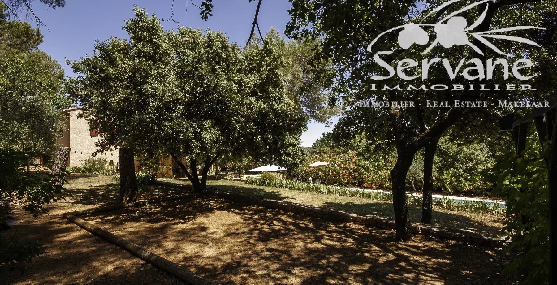 Charming villa with a pool in Montfort-sur-Argens