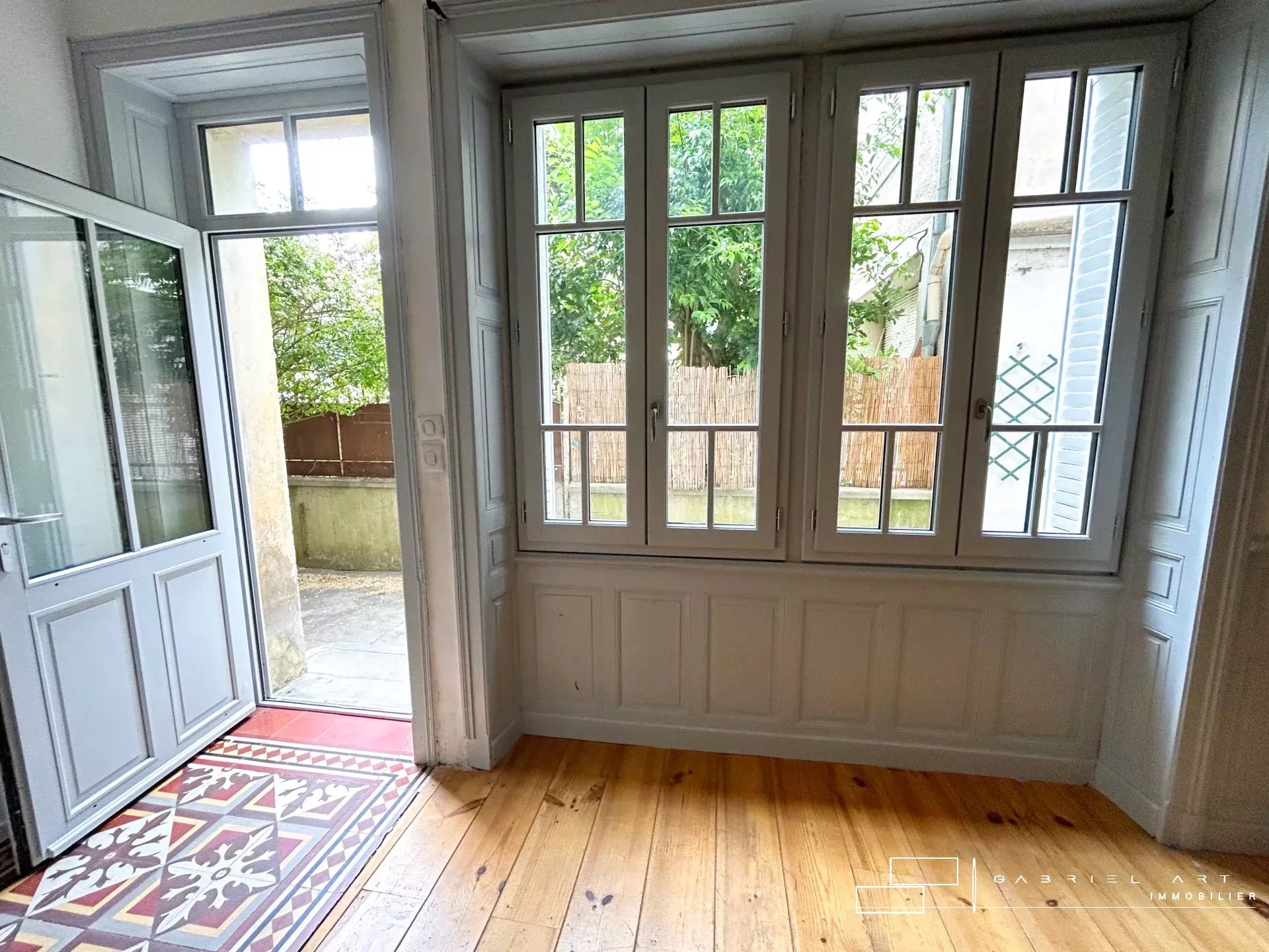 Agence immobilière de 