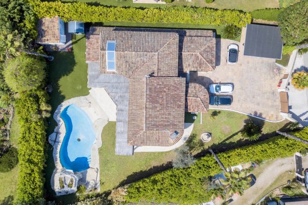 Provençal Villa for sale in Valbonne with master space — photo 3