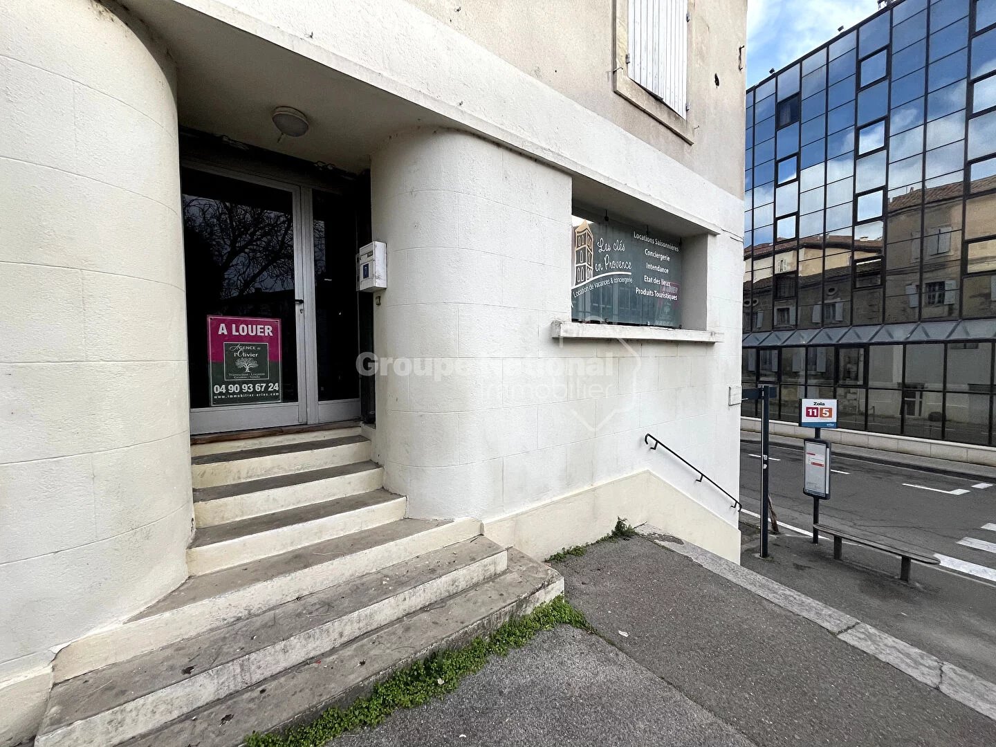 Location Bureau Arles