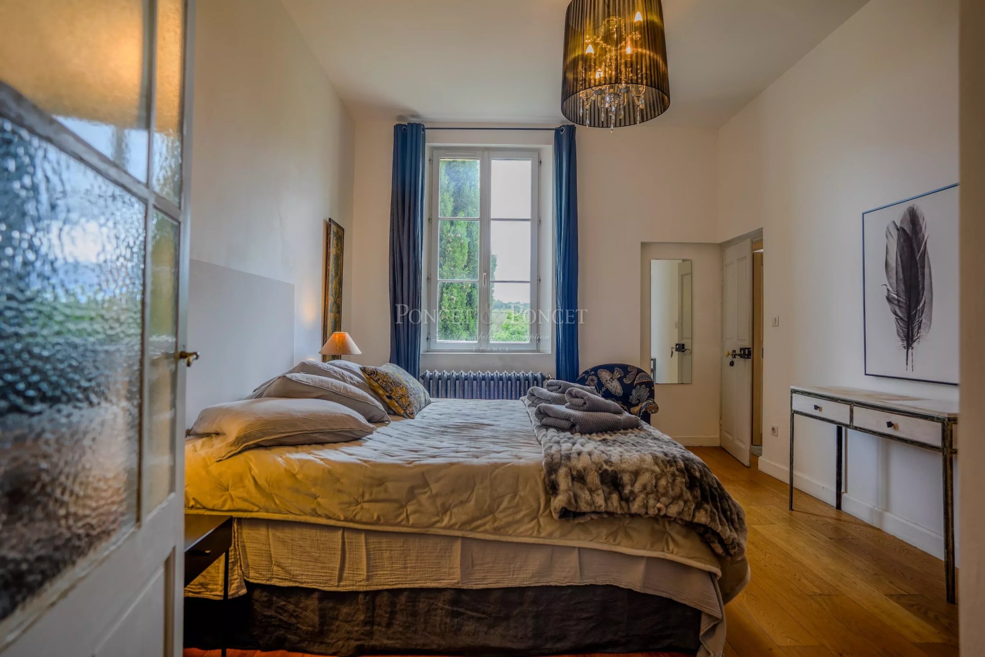 6 Bedroom Villa/Townhouse's Image 5