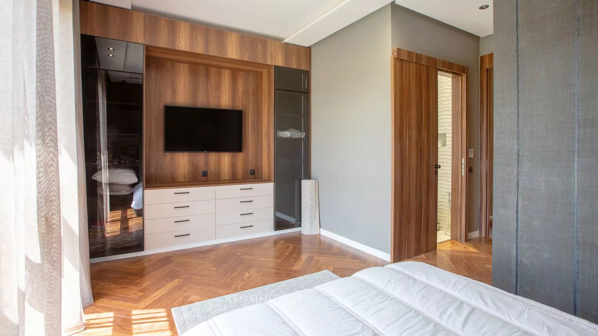 5 Bedroom Villa/Townhouse's Image 28