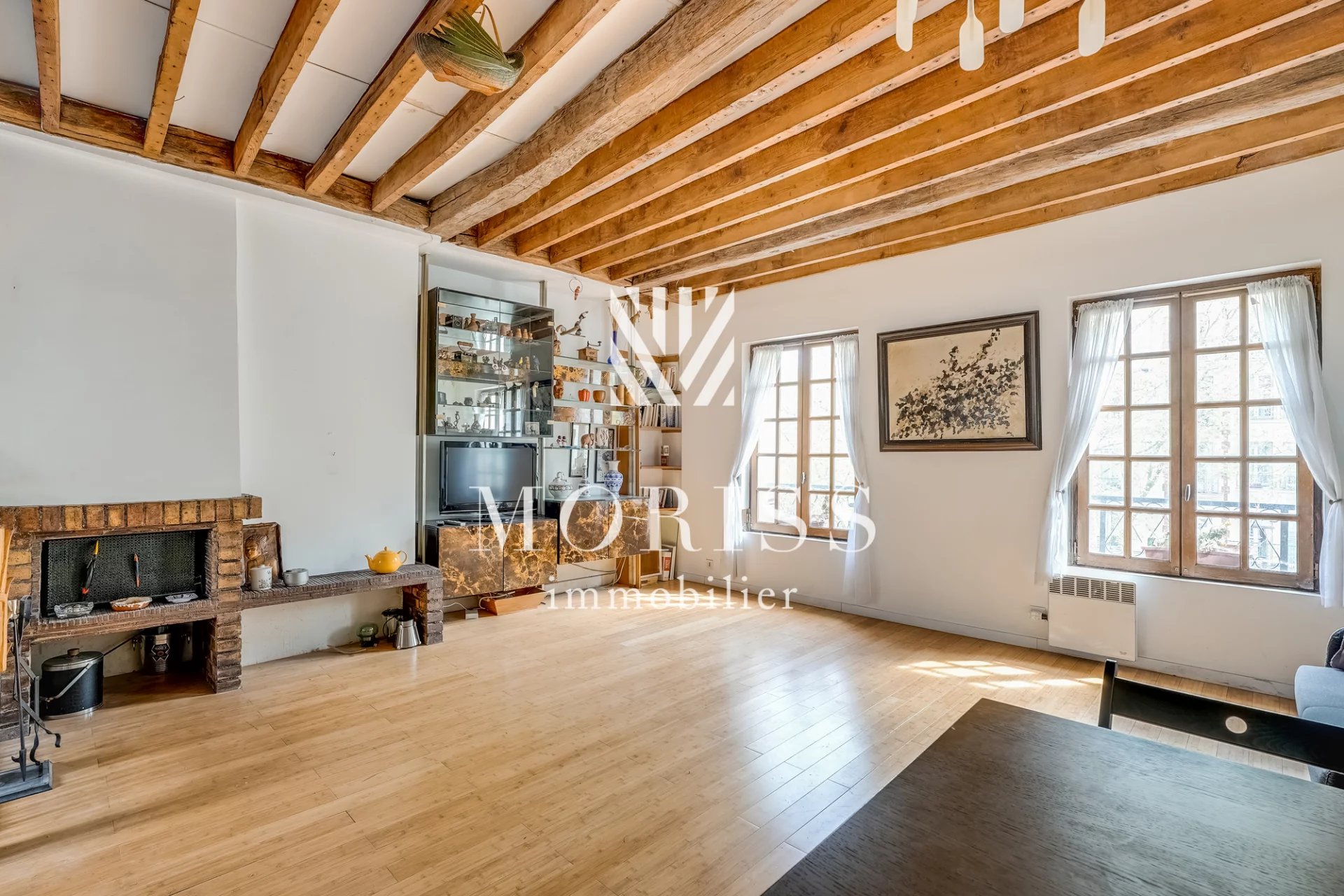 Paris 19e – Duplex avec possibilité de surélévation et création - Image Array