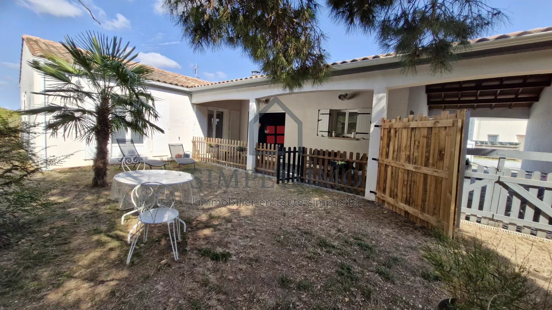 Agence immobilière de 