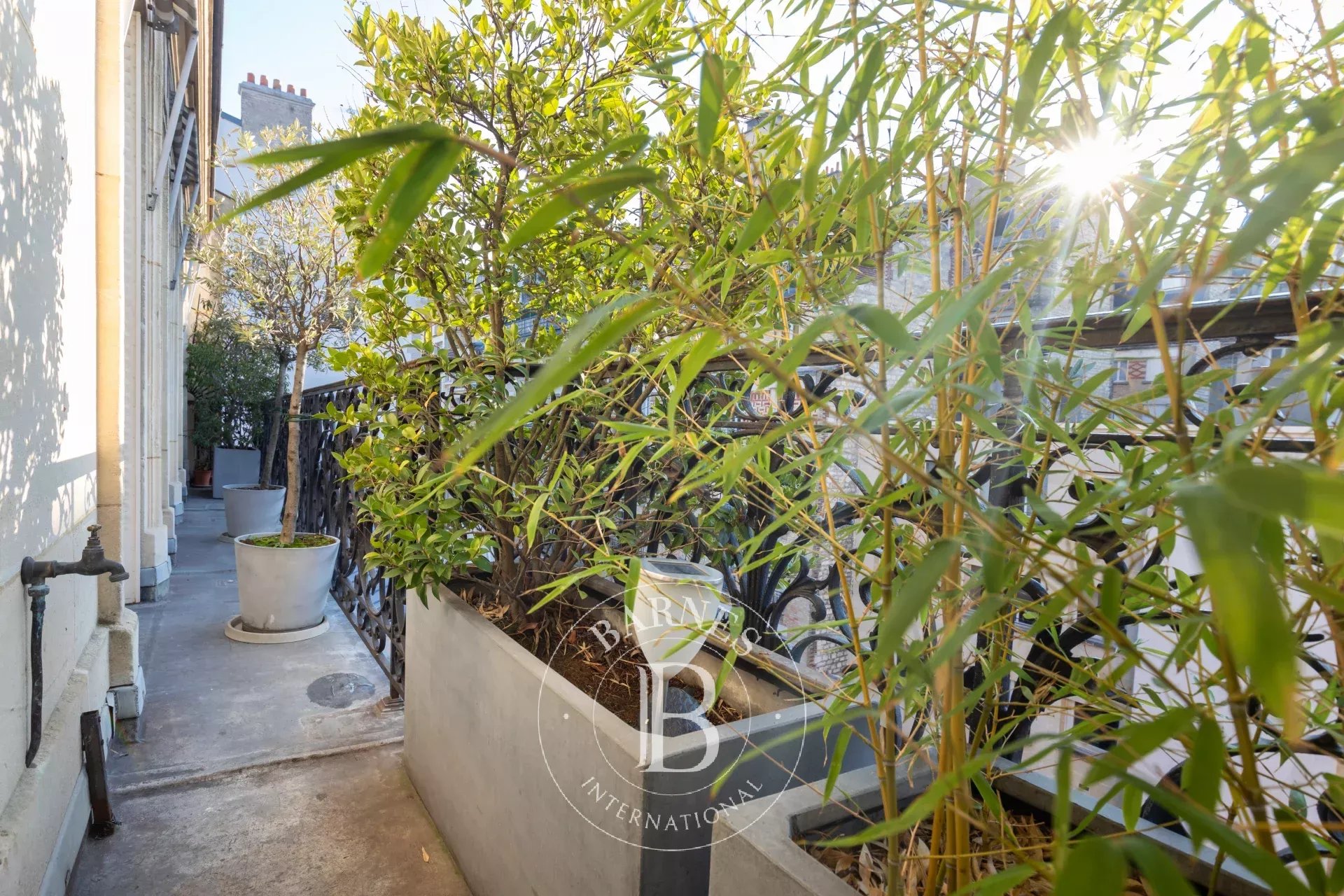 Neuilly - Charles Laffitte - Upper floor apartment - 2 or 3-bed - picture 5