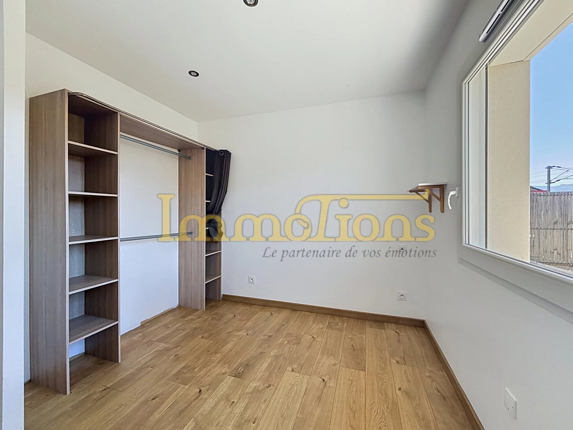Sale House Saint-Hilaire-du-Rosier