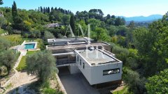 Contemporary Luxury Villa for Sale in Mougins | Family Legacy Estate — photo 4 of 7