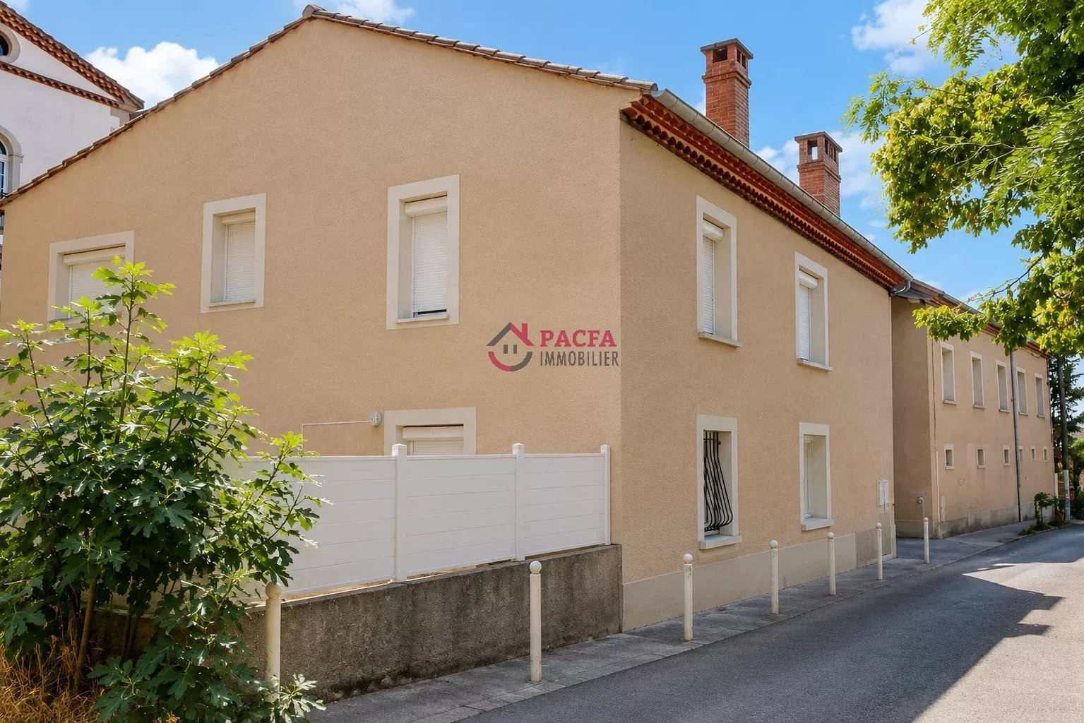 Agence immobilière de 