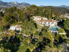 Luxury Architect Villa in Vence | Modern Family Estate with Sea Views — photo 3 of 7