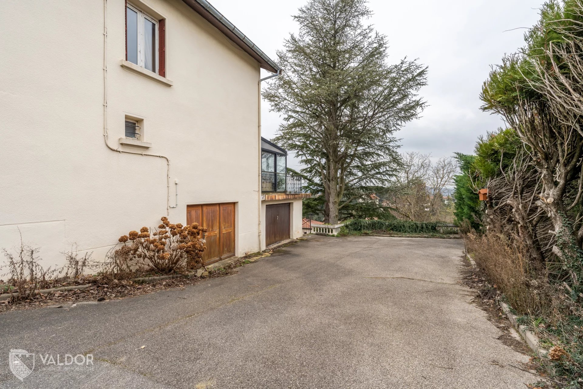 Maison à rénover sur une parcelle 1243 m² avec vue panoramique