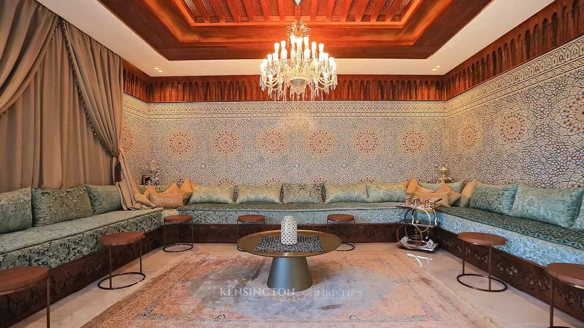 5 Bedroom Villa/Townhouse's Image 6