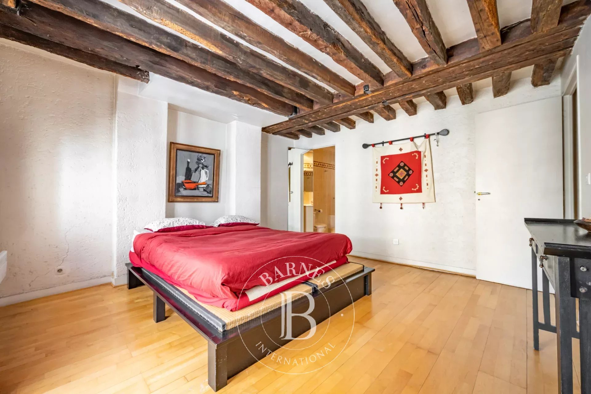 Daire Paris 4ème - picture 13