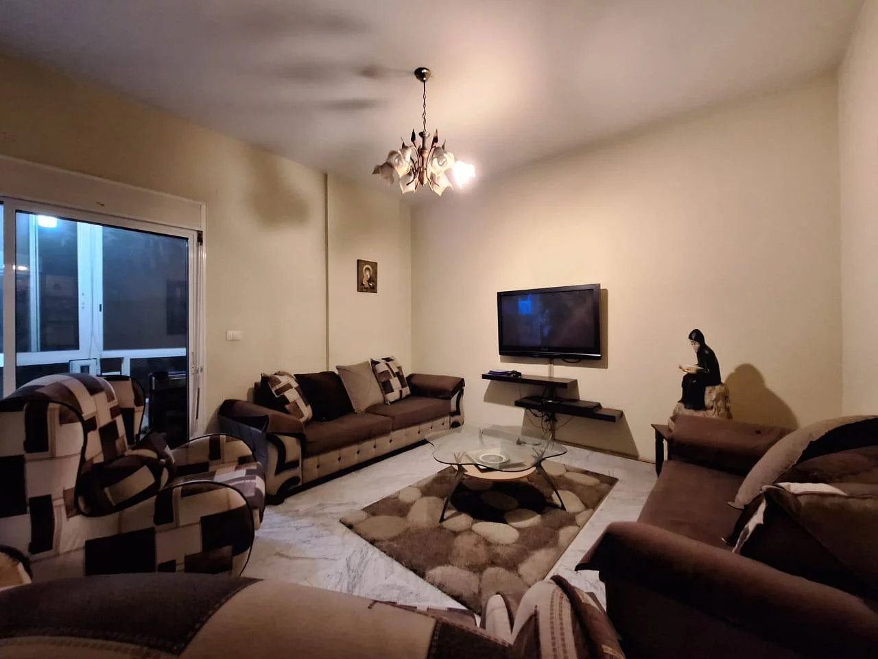 Ain El Remmaneh/ Apartment for Sale.