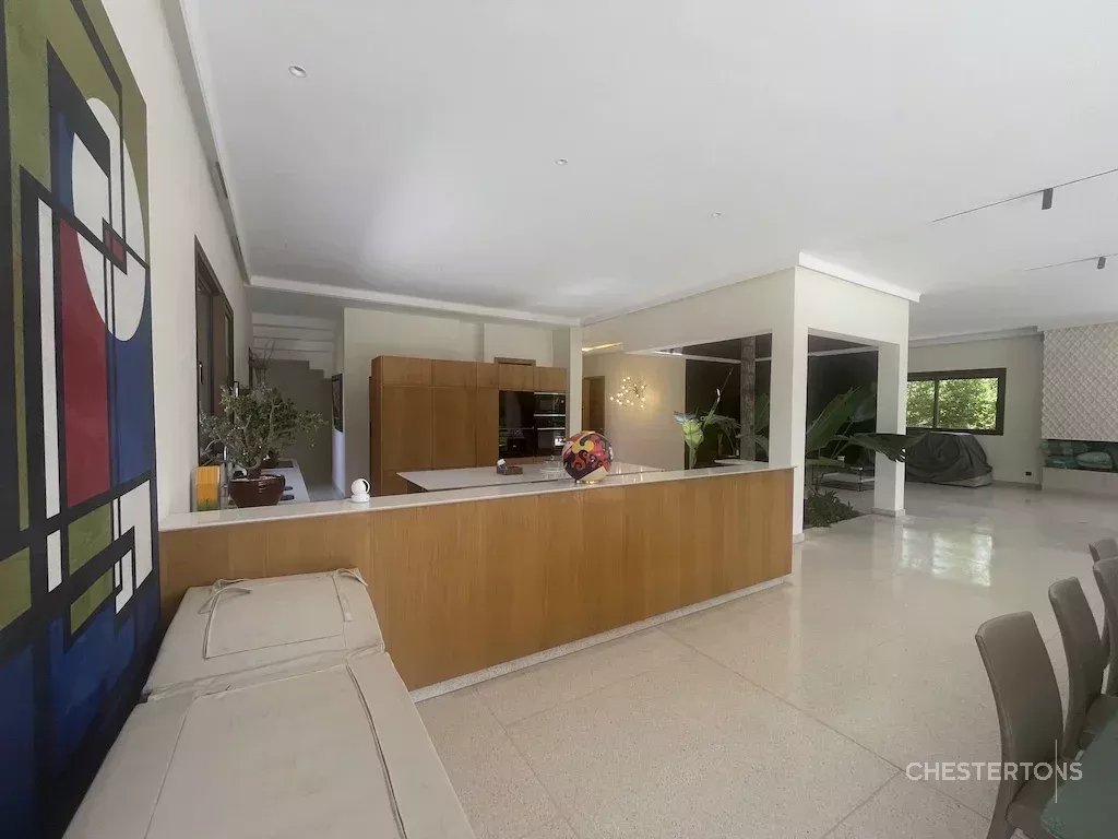  Image of Villa - 6 Bedrooms for Sale in Marrakech-Ménara-Marrakech-Morocco, Image 10