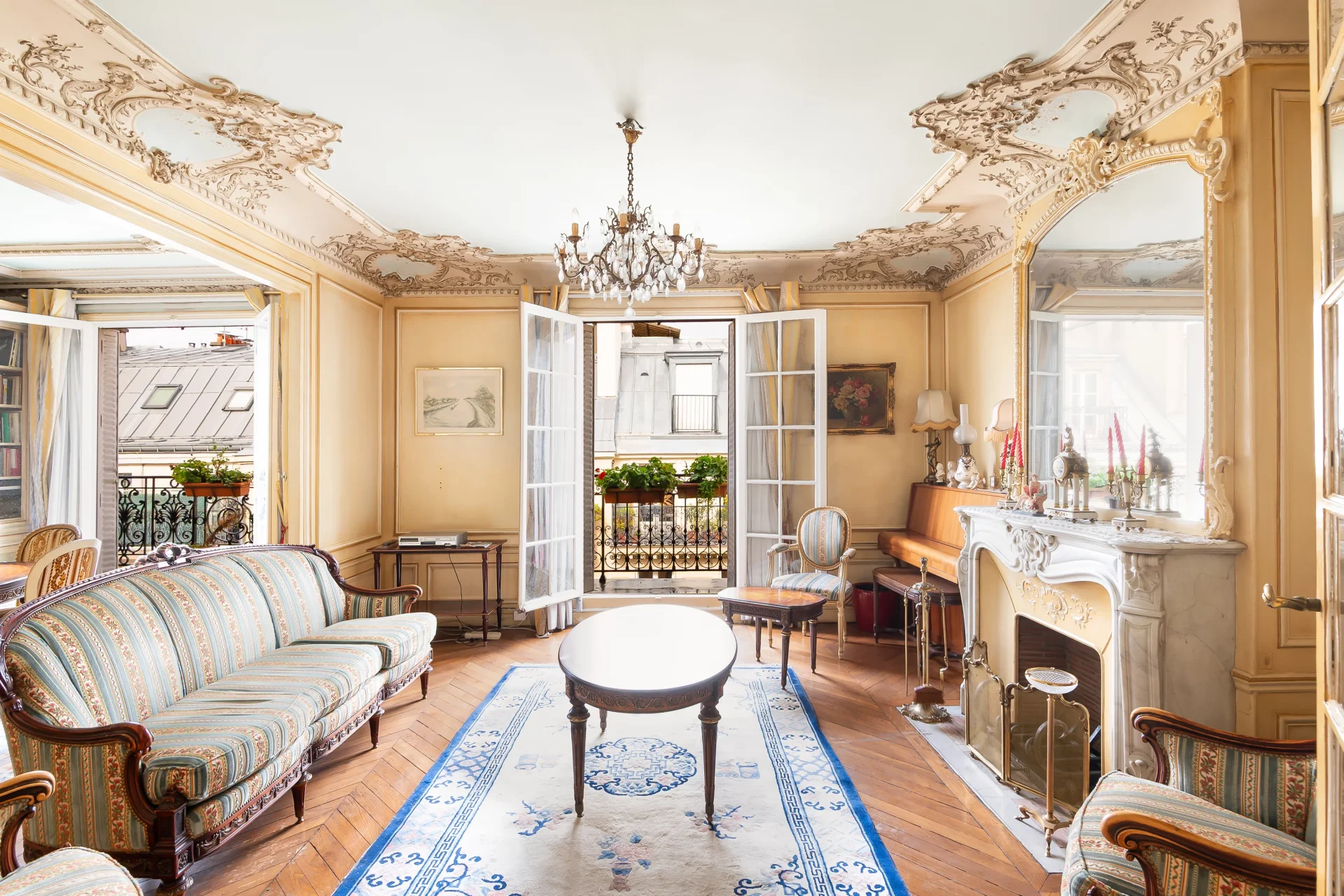 Paris 10e - HAUTEVILLE / CHABROL