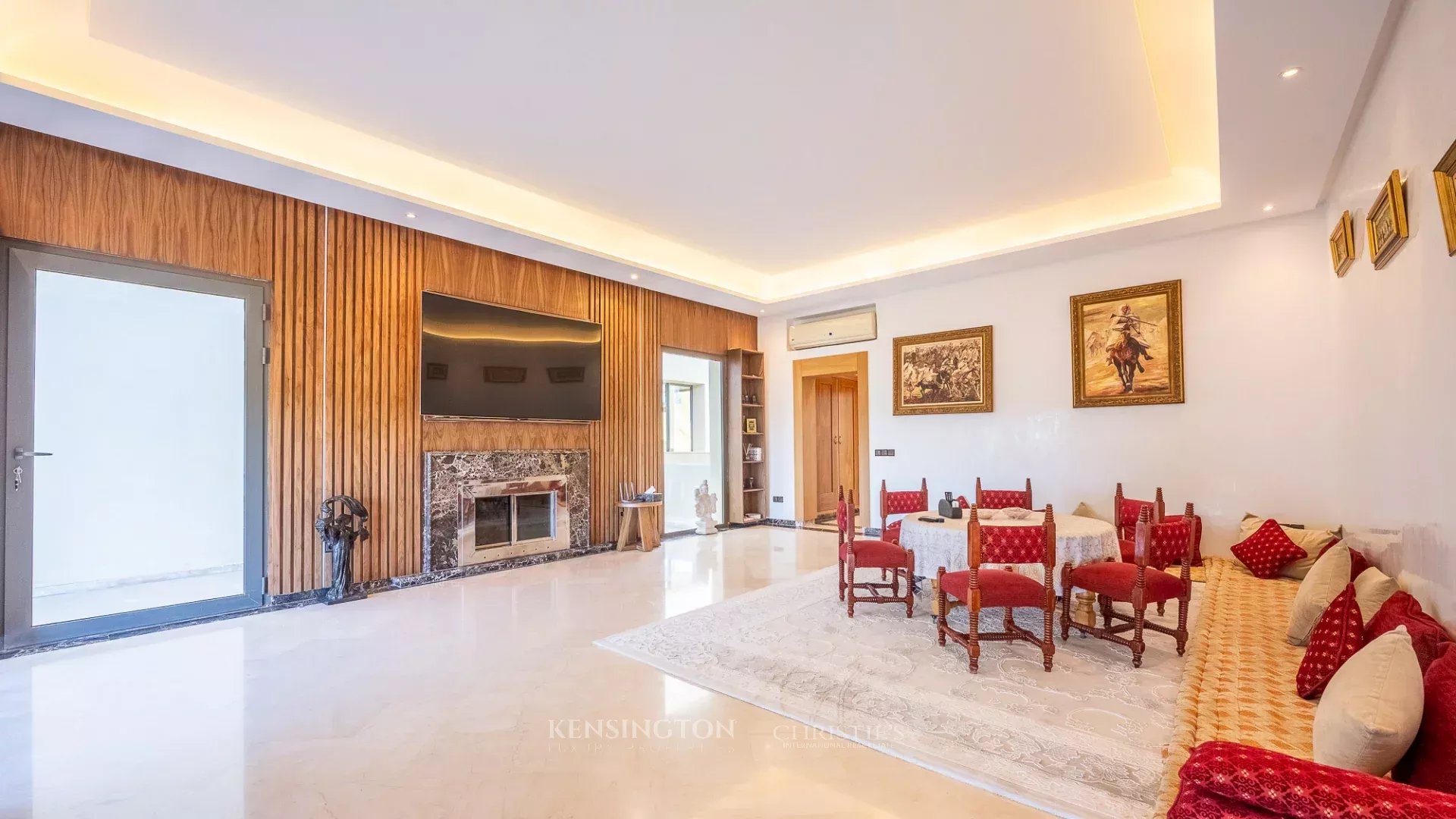 7 Bedroom Villa/Townhouse's Image 20