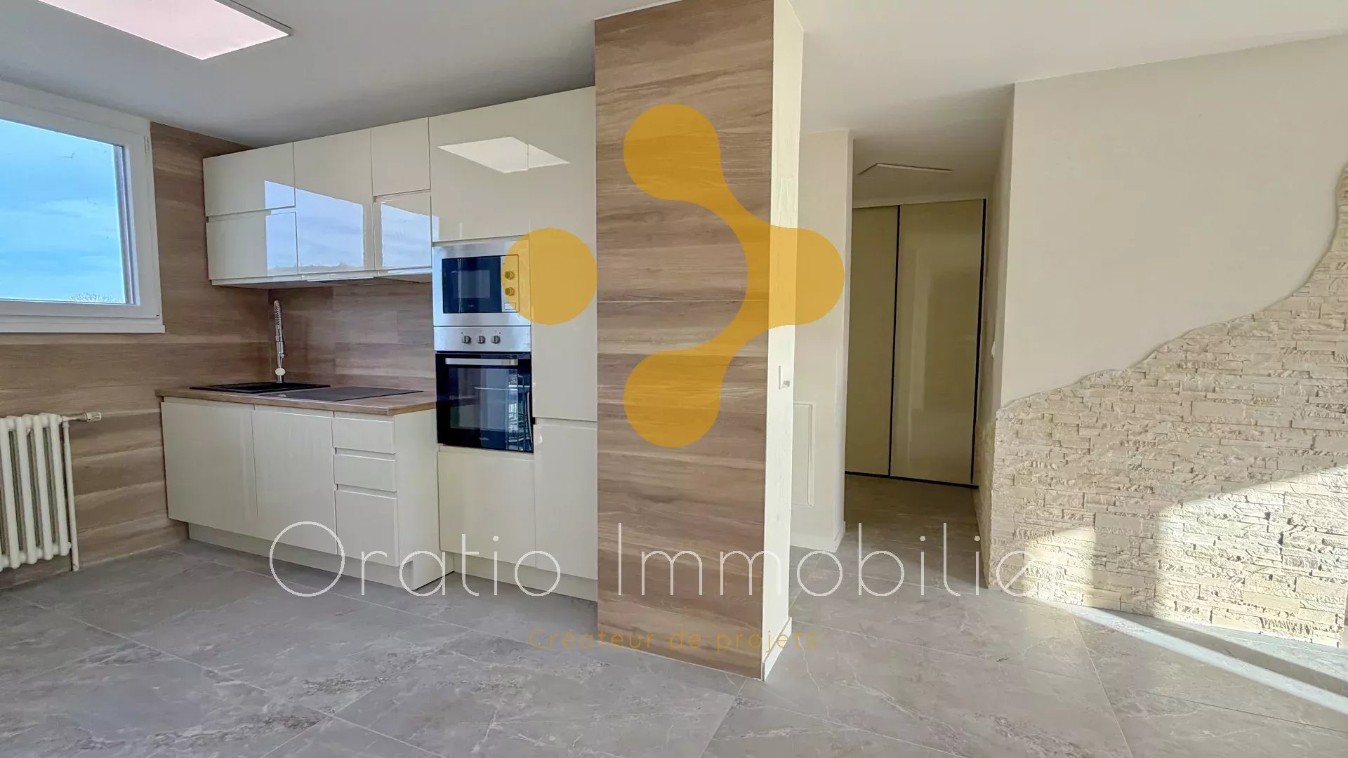 Agence immobilière de 