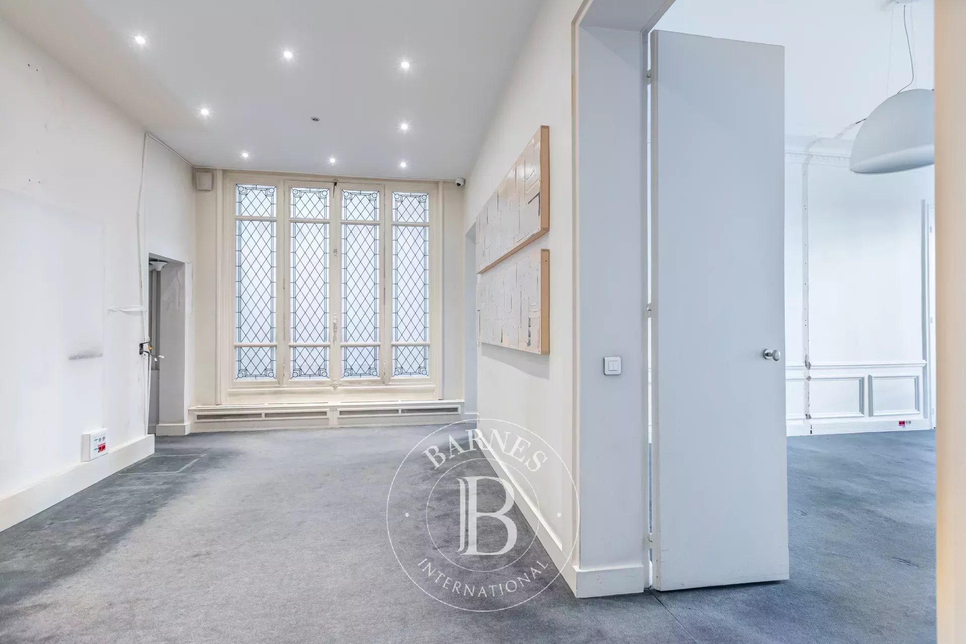 Daire Paris 8ème - picture 7