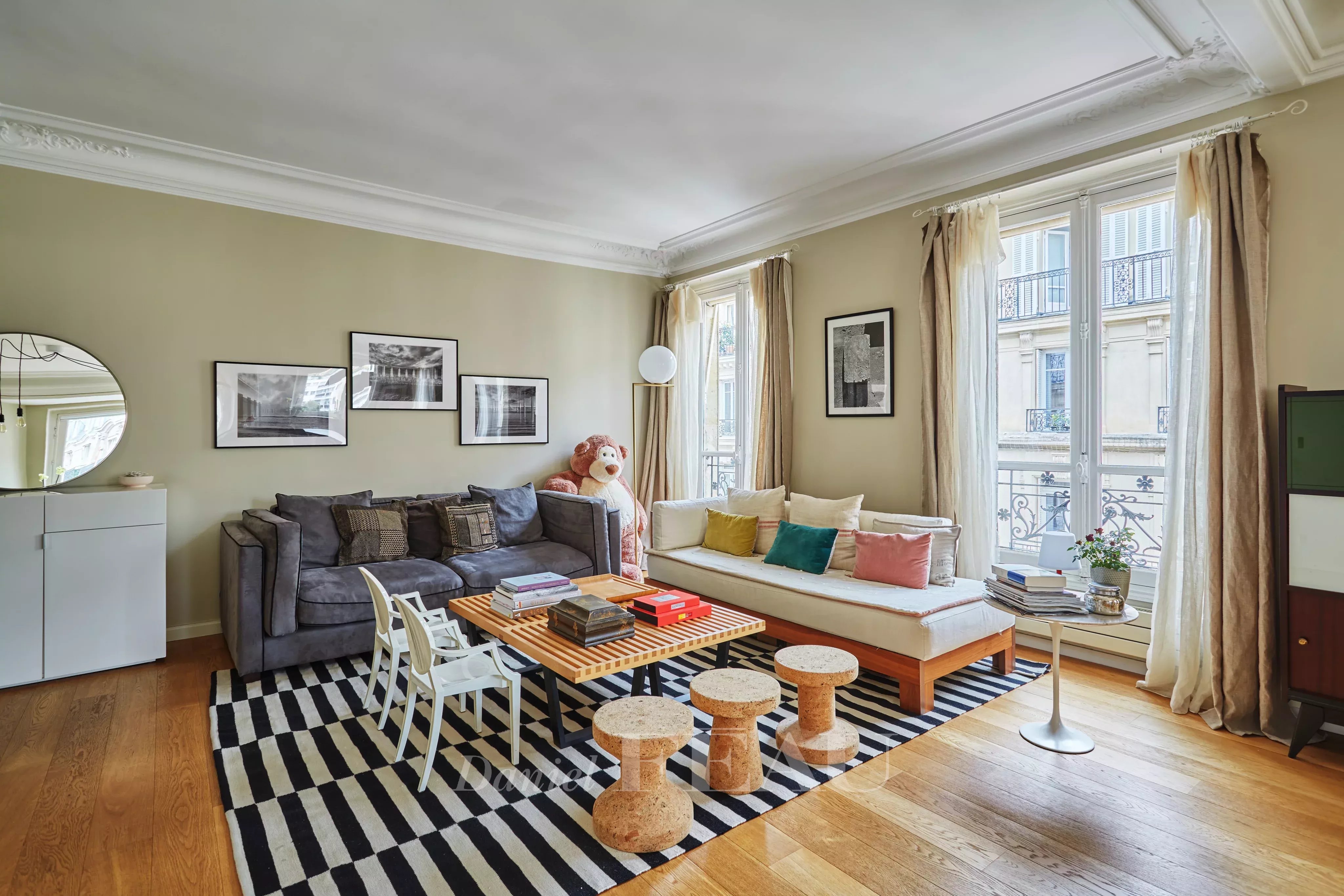 Sale Apartment Paris 16th