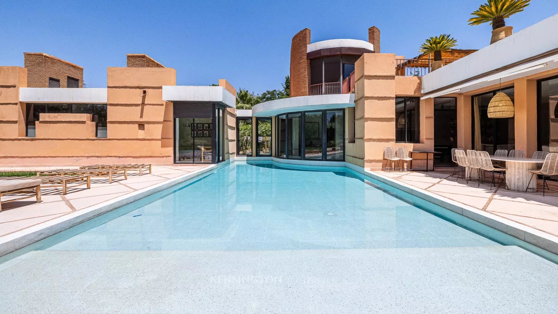 6 Bedroom Villa/Townhouse's Image 22