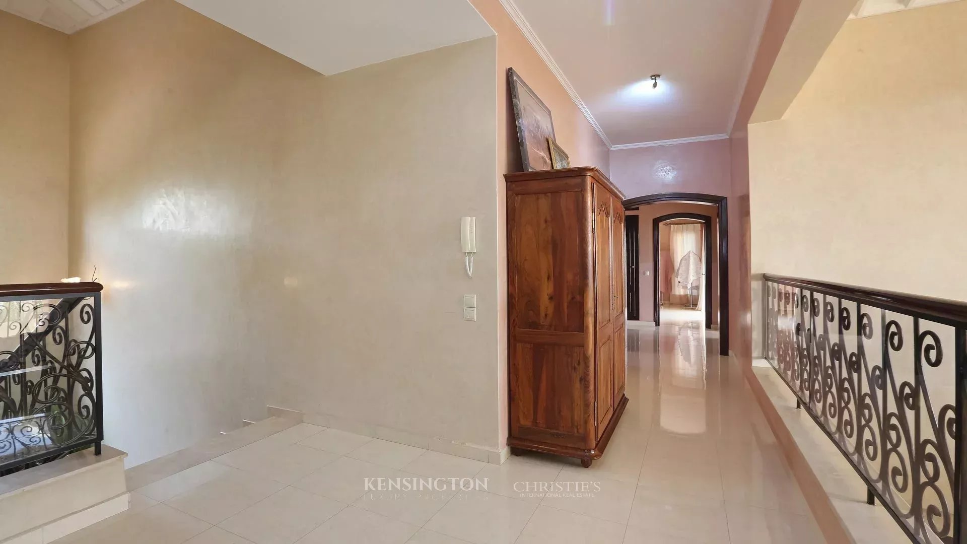 5 Bedroom Villa/Townhouse's Image 21