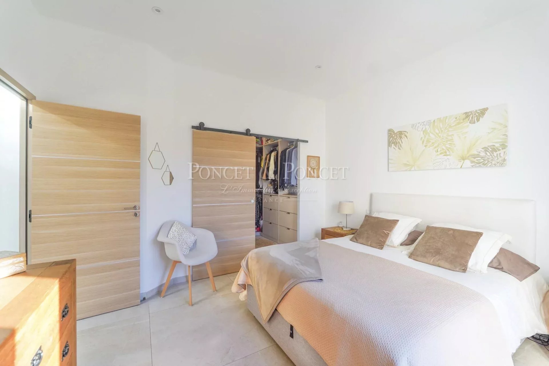 4 Bedroom Villa/Townhouse's Image 14
