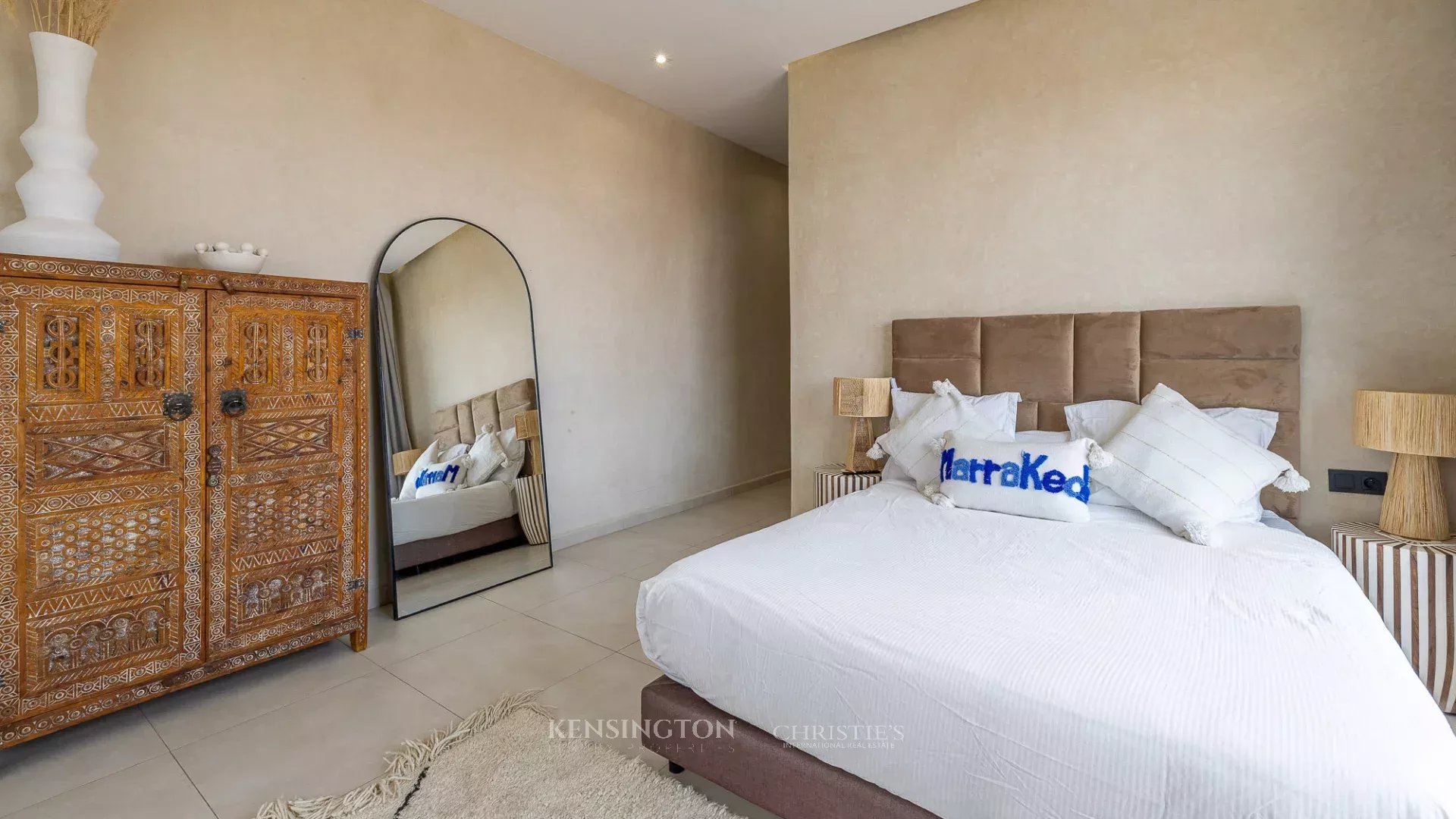 5 Bedroom Villa/Townhouse's Image 22