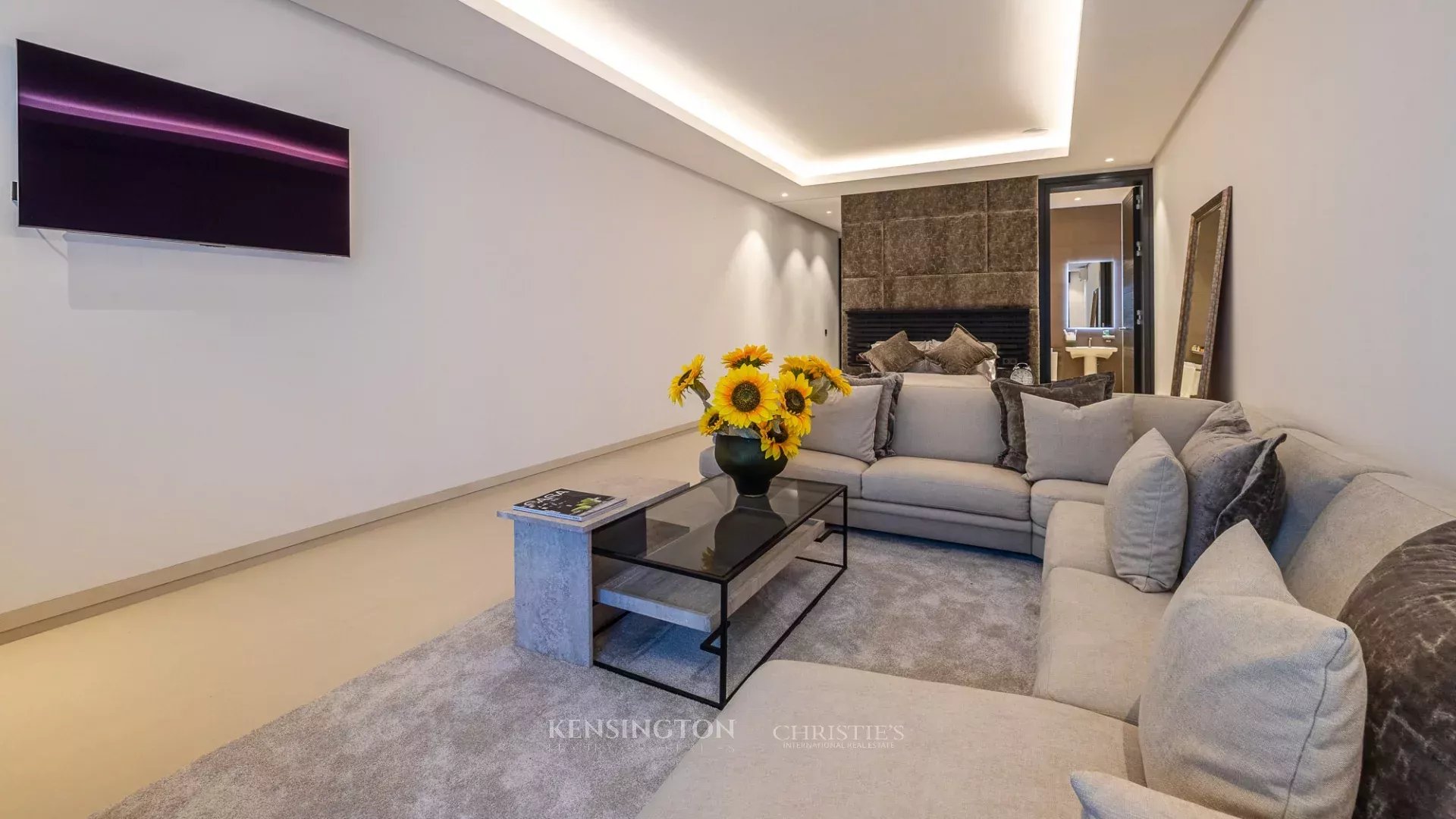 4 Bedroom Villa/Townhouse's Image 67