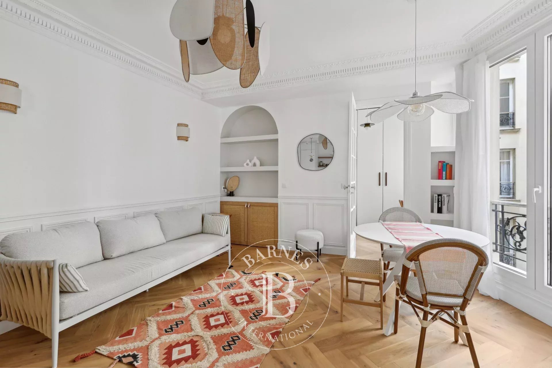 Daire Paris 10ème - picture 8