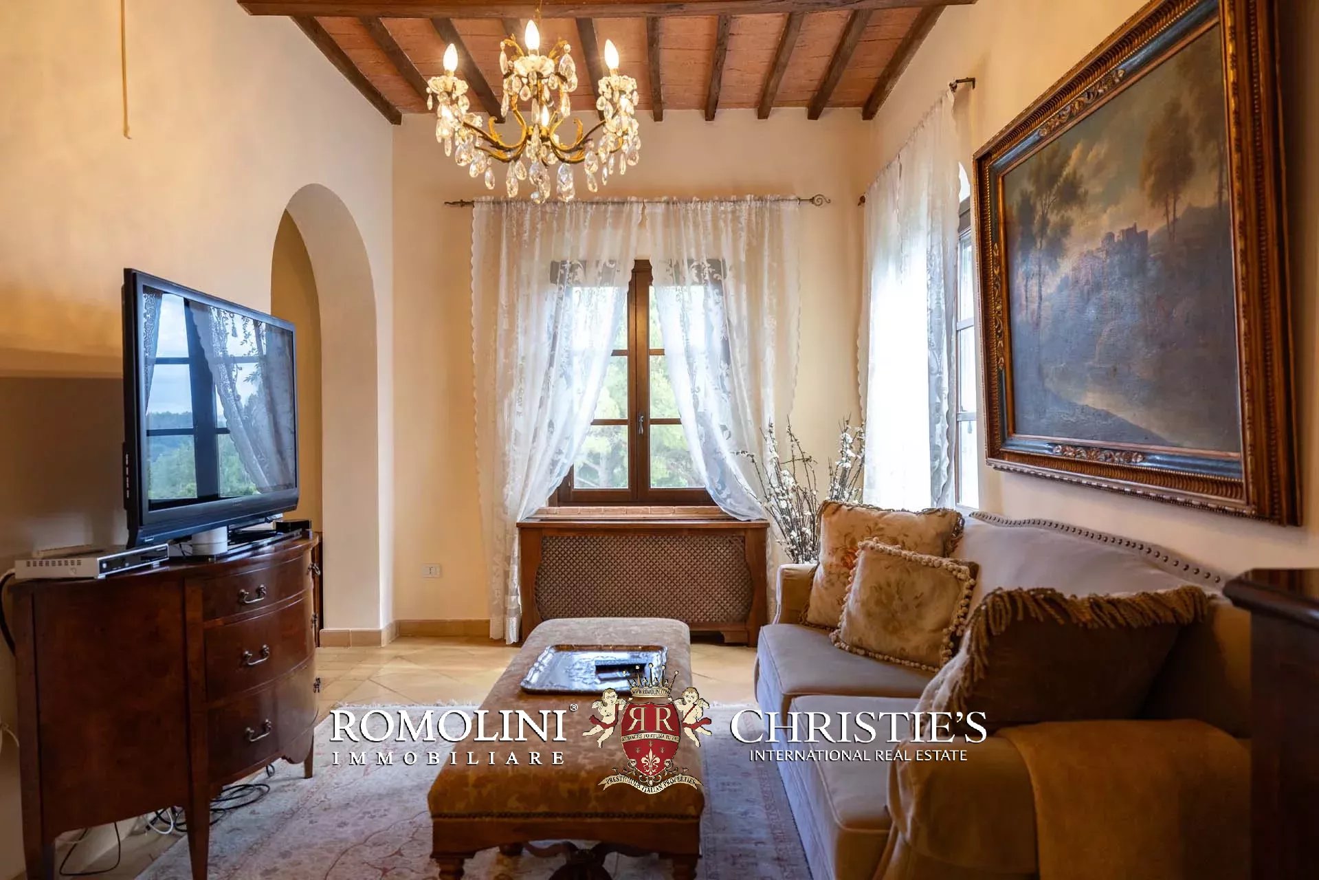 37 Bedroom Villa/Townhouse's Image 185