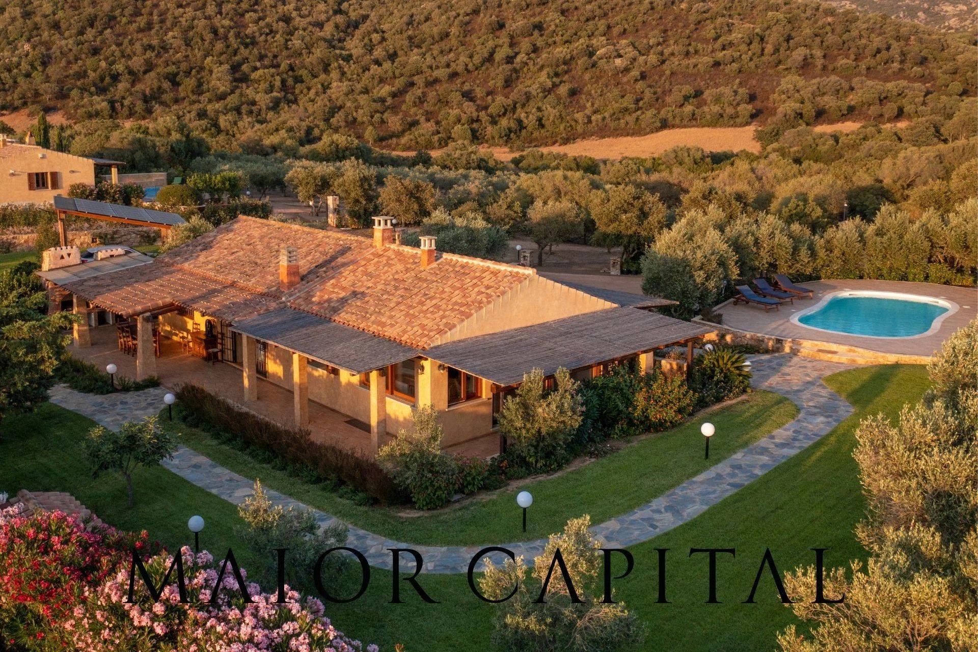 Olbia | San Giovanni | Villa con piscina