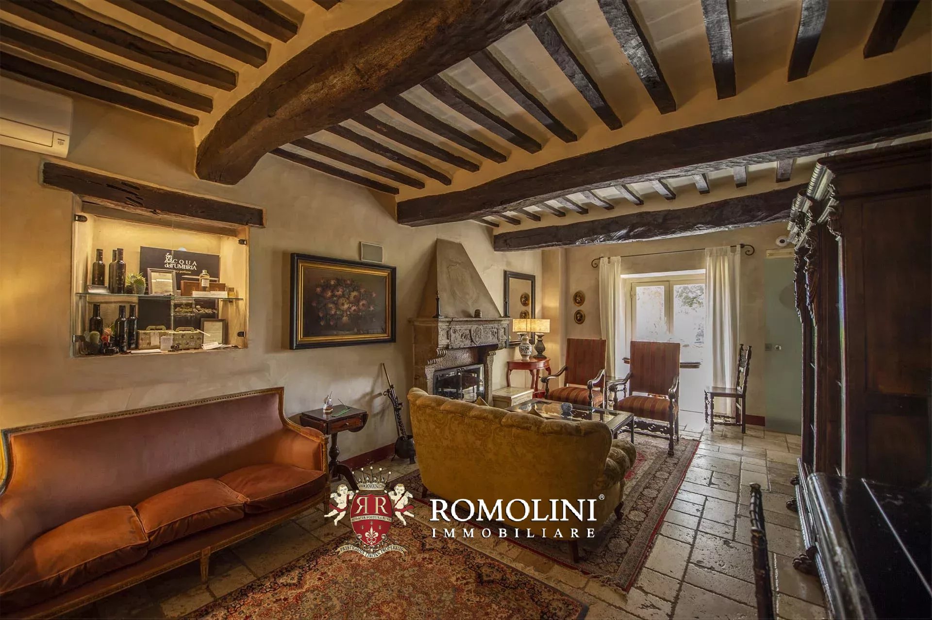 12 Bedroom Villa/Townhouse's Image 31