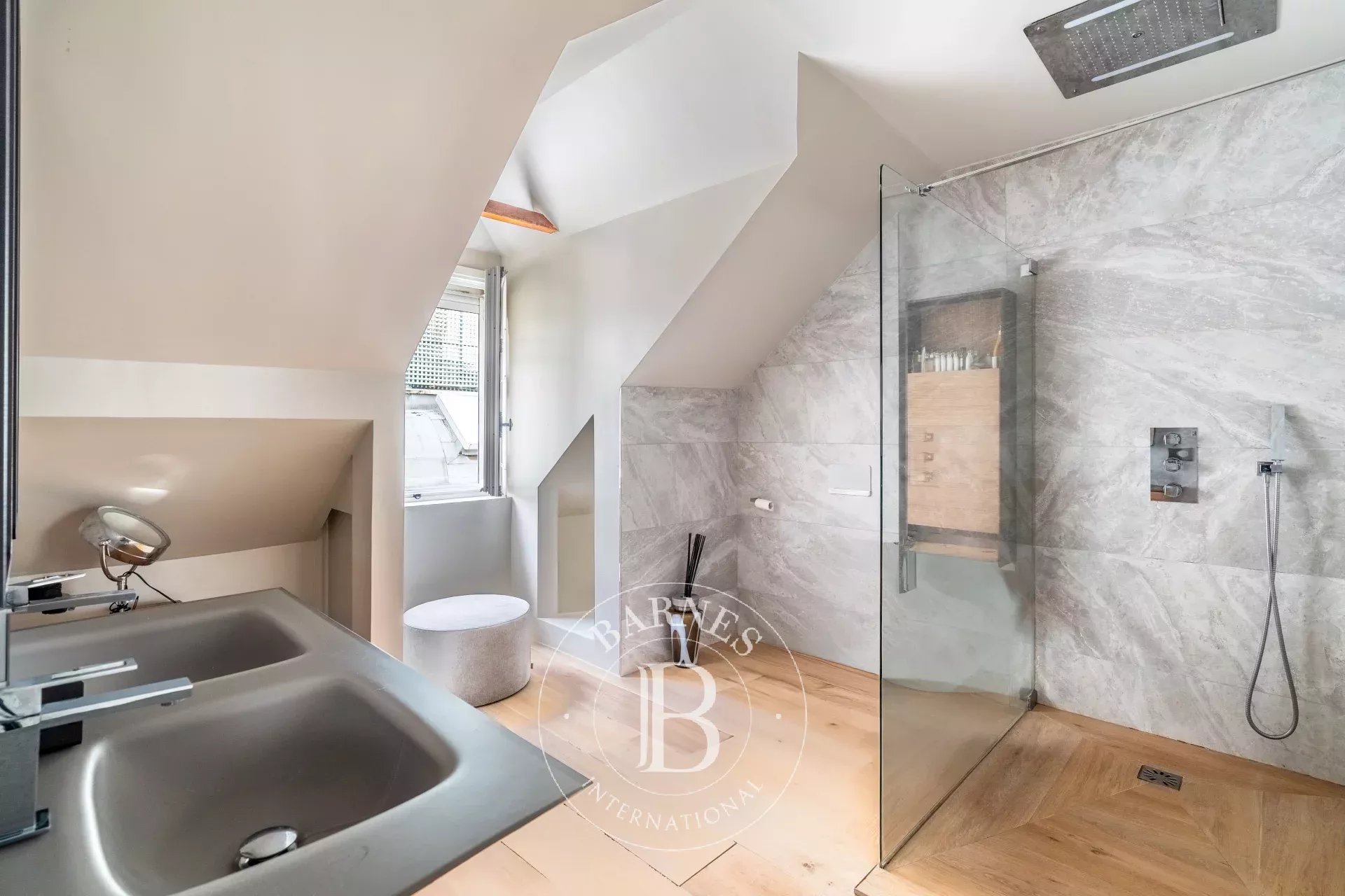 Neuilly - Perronet - Private lane - 4-bed private mansion - picture 28