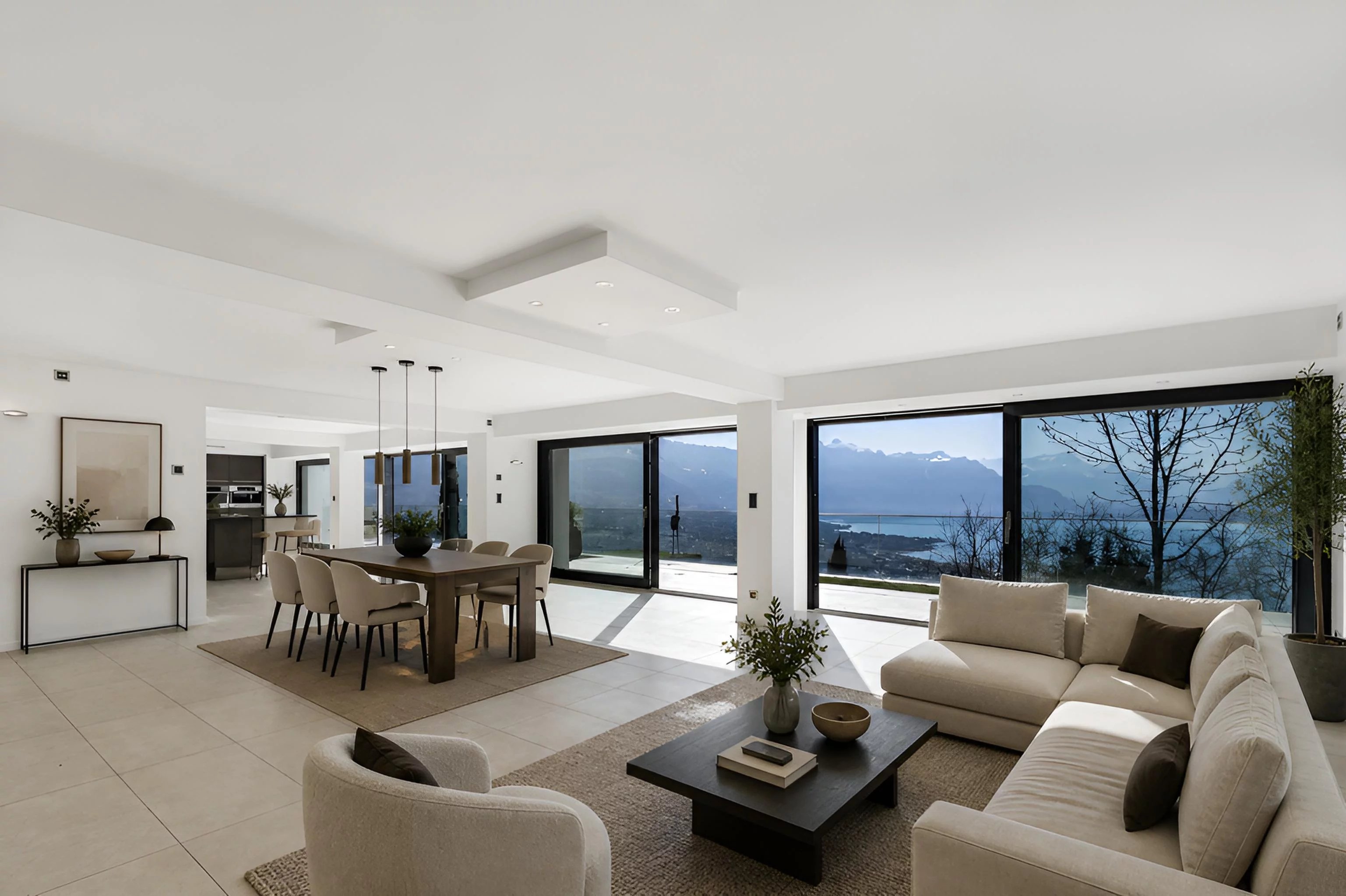 Bright property with pool and panoramic view