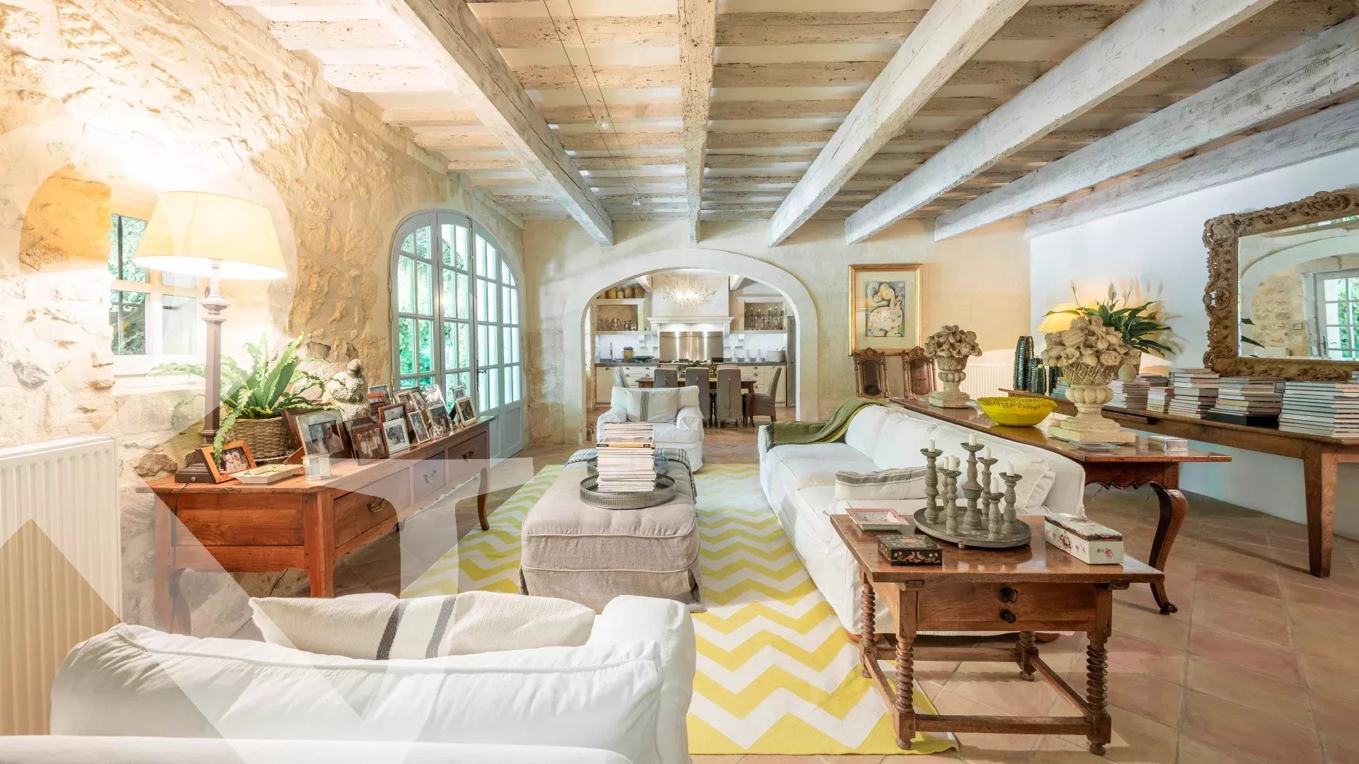 NOBLESSE ET ELEGANCE