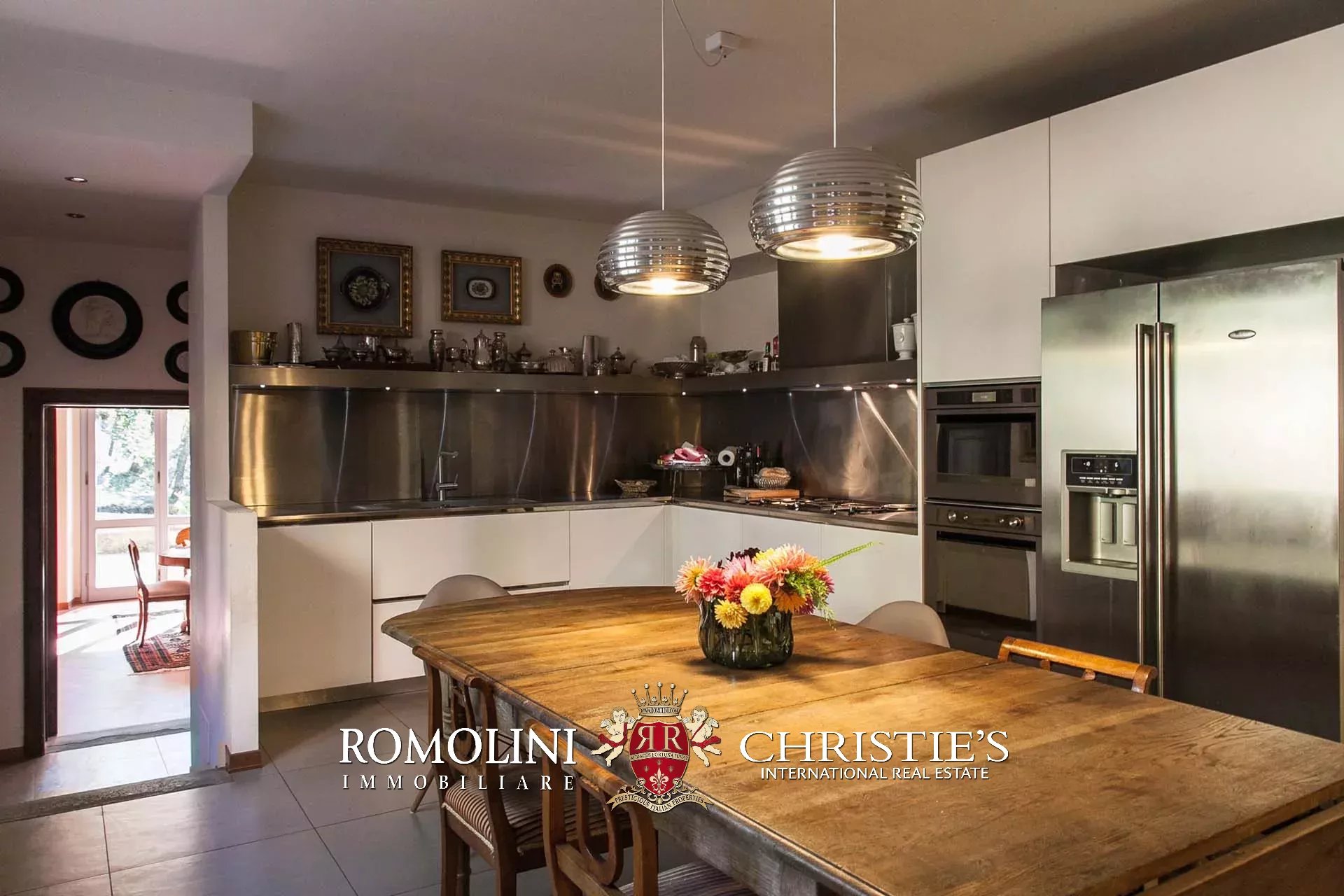 5 Bedroom Villa/Townhouse's Image 19