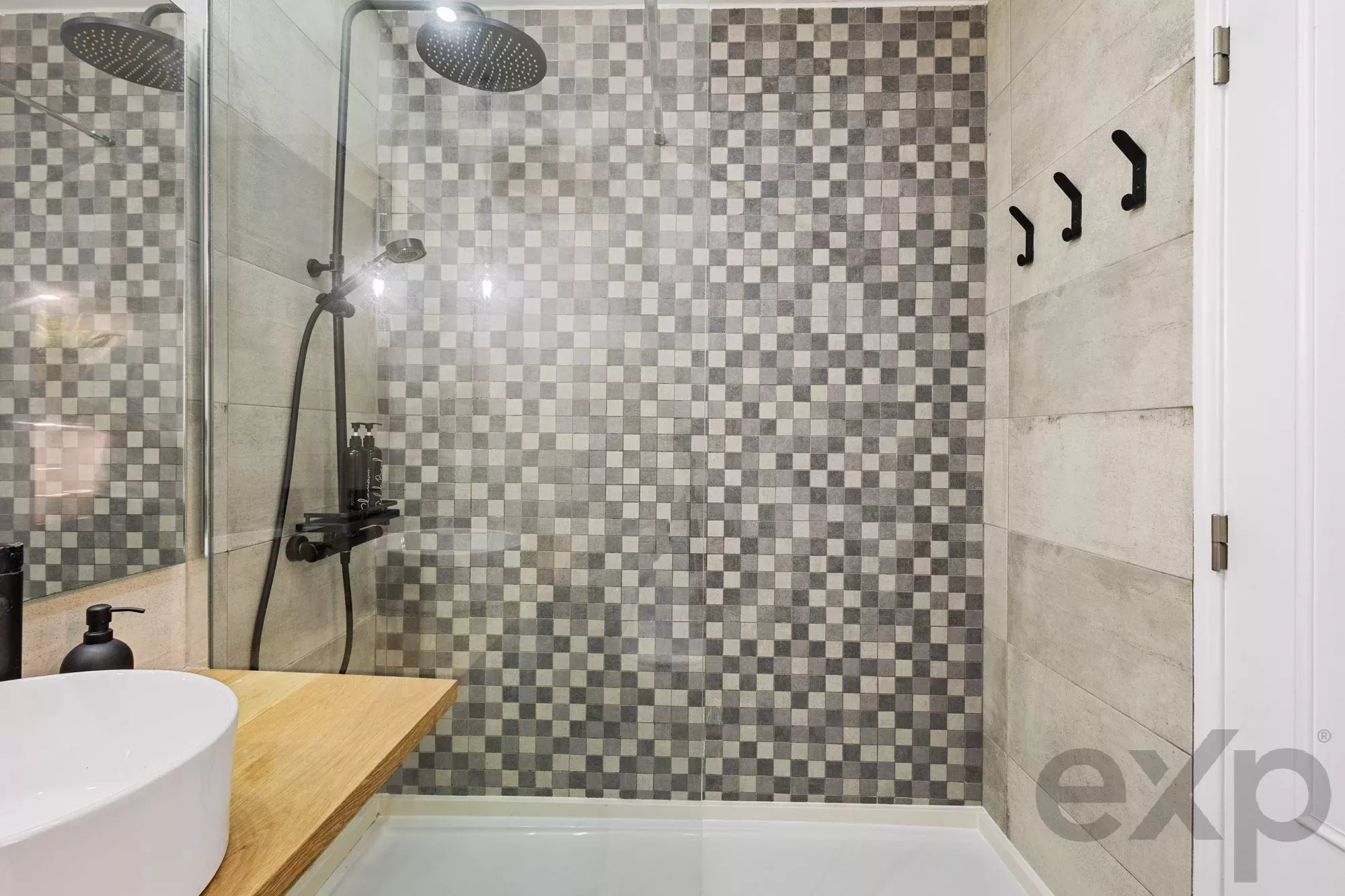 Excelente T2 Remodelado 87088531 image 20