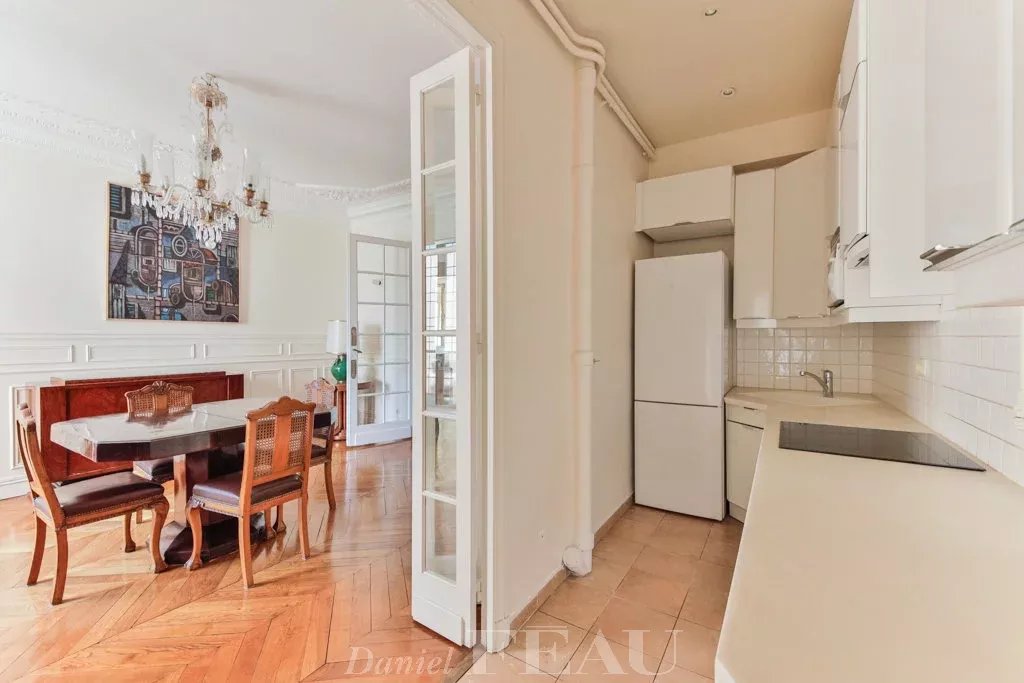 Kitchen Tile Wooden floor Chandelier