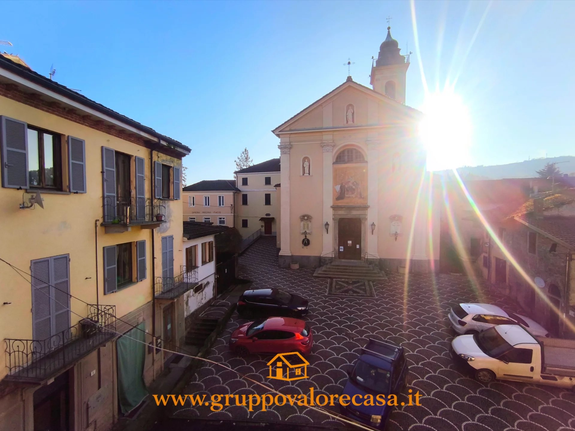 Piemonte, Visone (AL), Casa semindipendente con locale commerciale