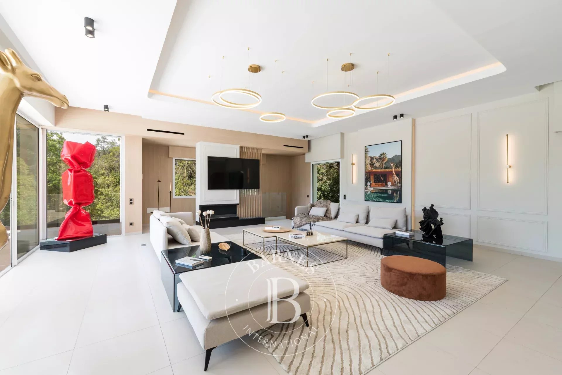 Mougins - Renovated villa in a quiet location with panoramic views - Walking distance to shops