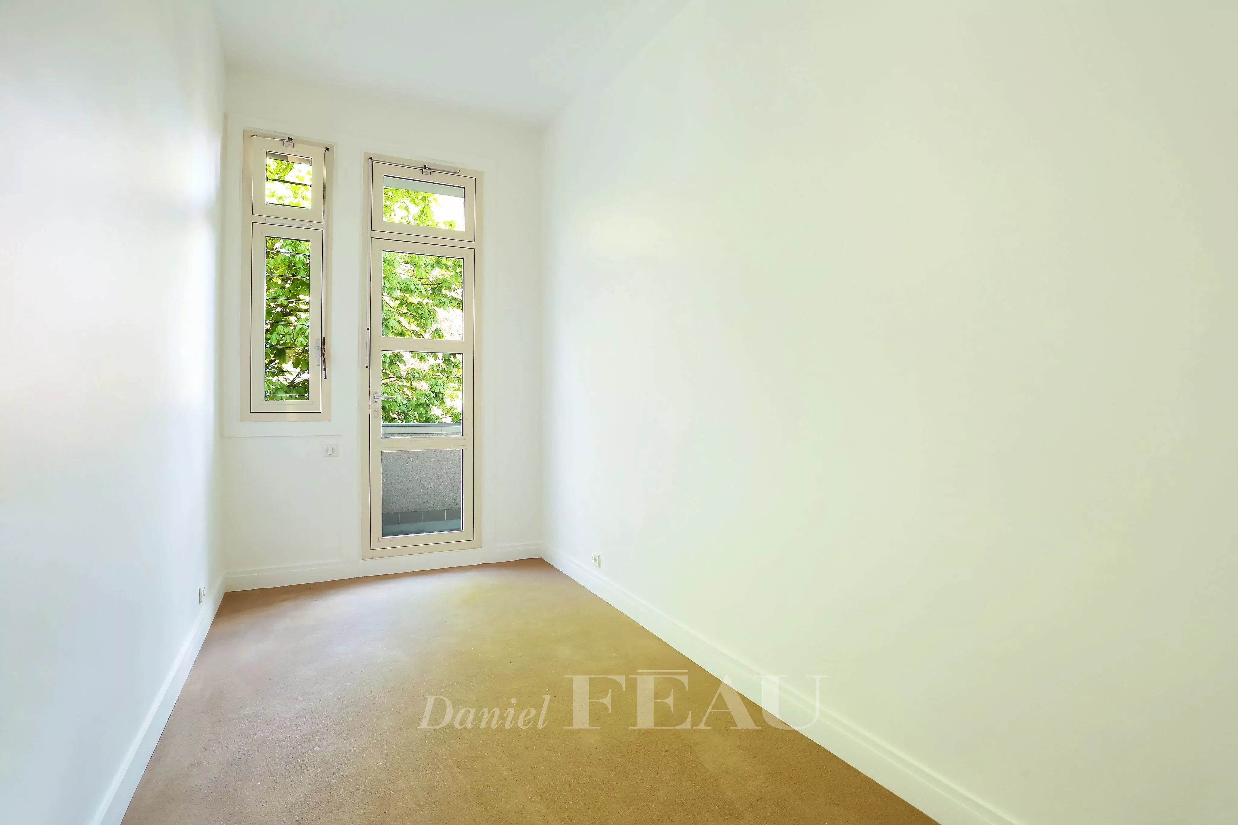 Rental Apartment Neuilly-sur-Seine