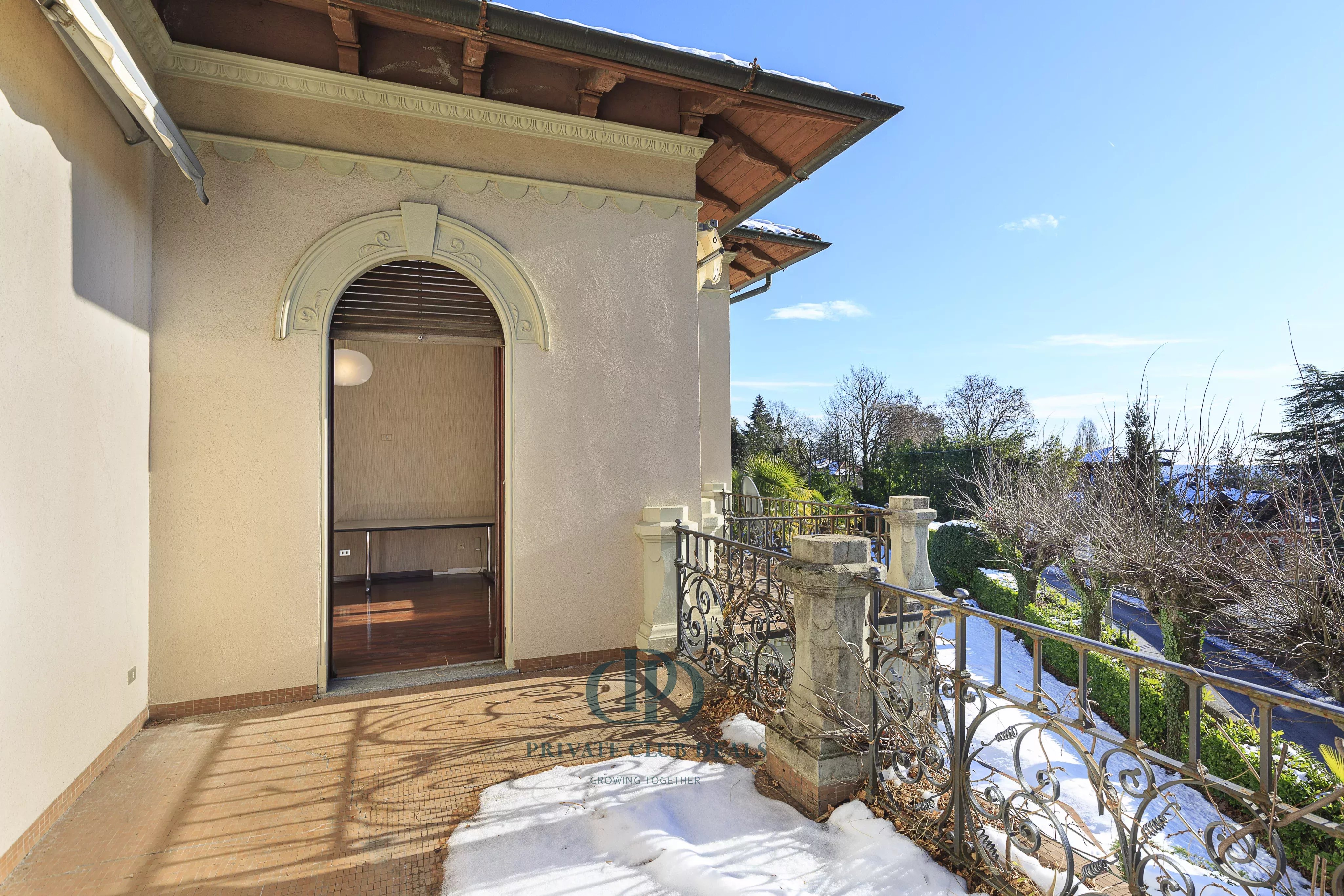 Villa Varese - picture 17
