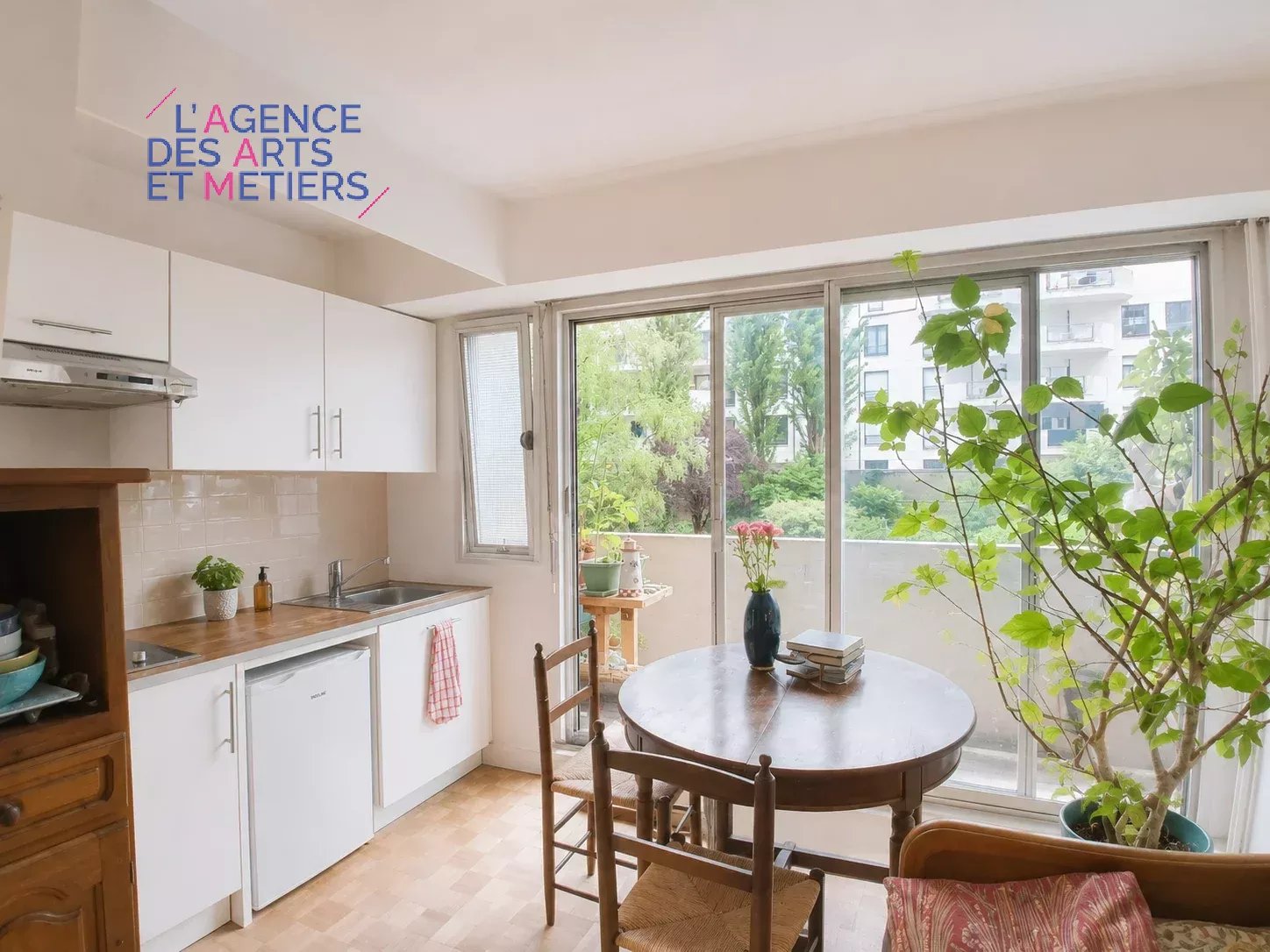 Sale Apartment Paris 18th Grandes-Carrières