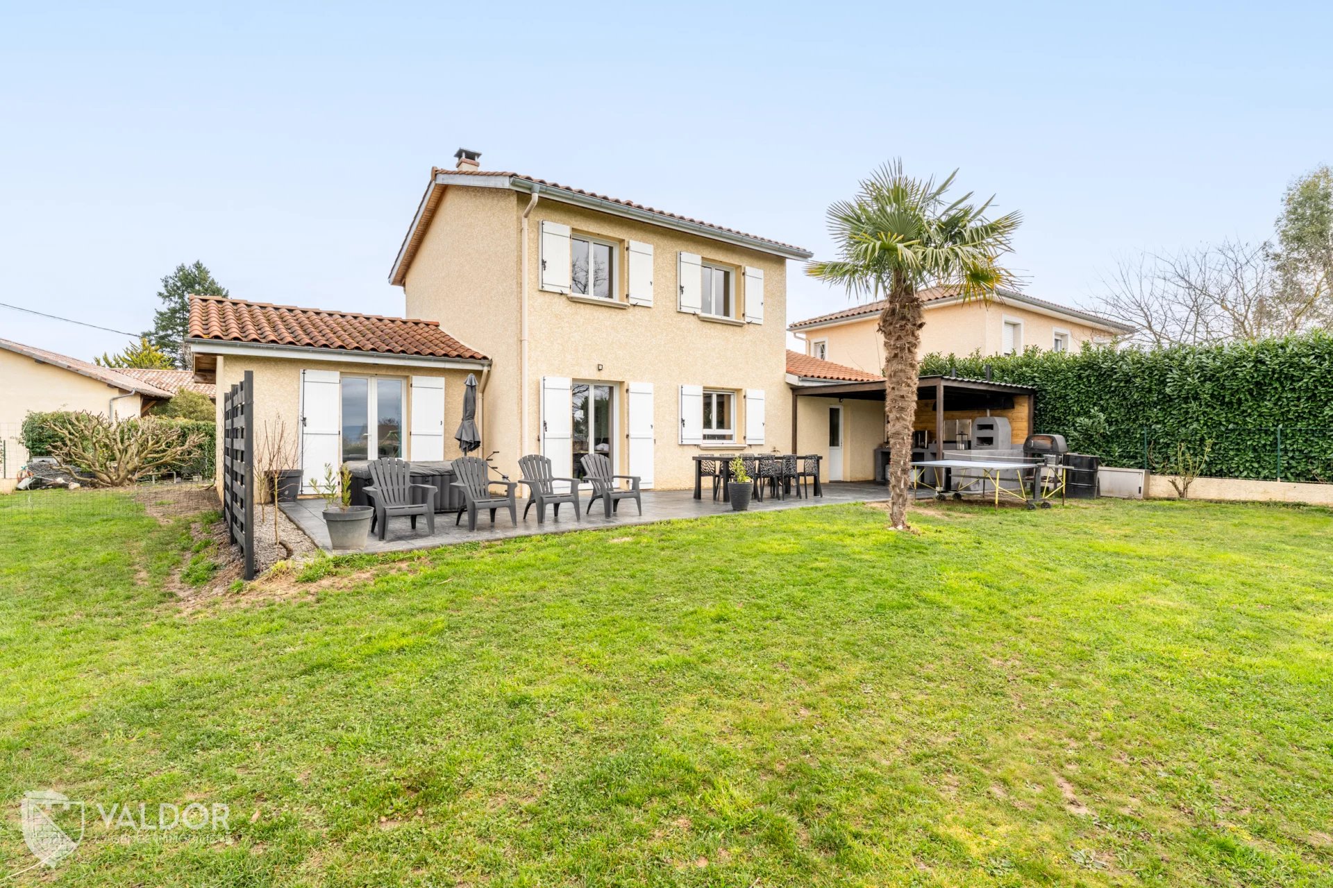 Maison de 2012 - 4 chambres - Belle vue sur le Beaujolais