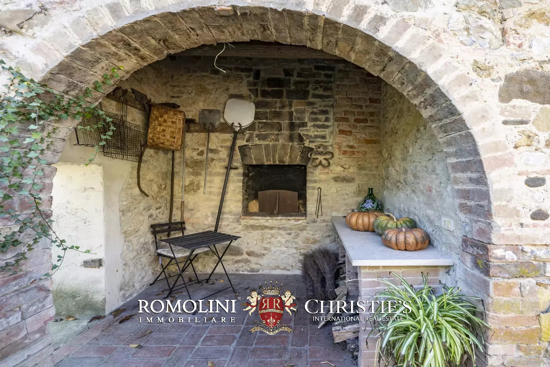 9 Bedroom Horse Property's Image 35