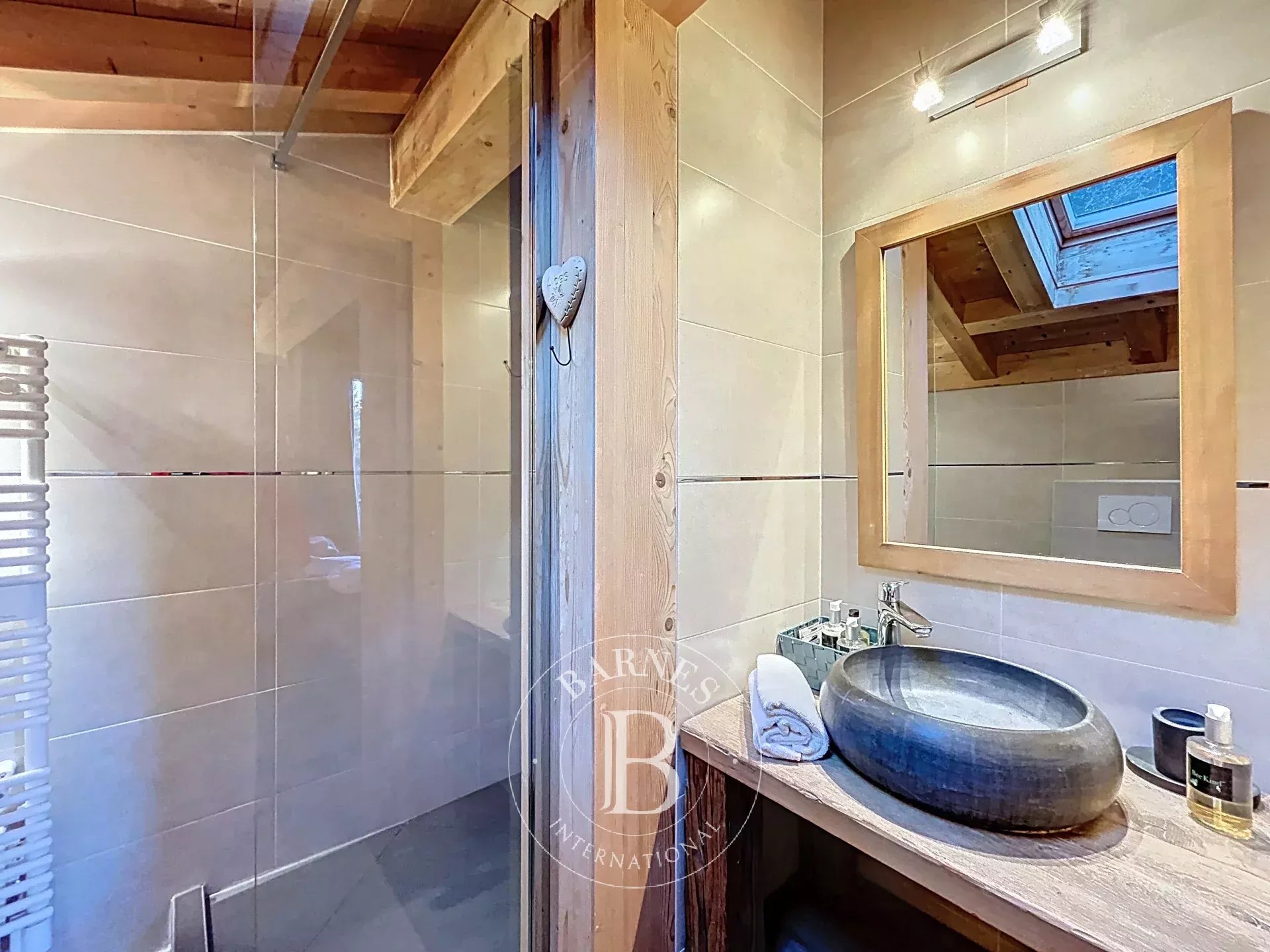 Photo of Morzine – Contemporary Chalet – 230 sqm – 7 Bedrooms – Mountain Views