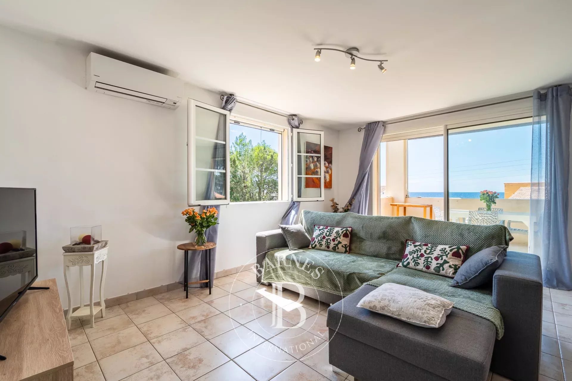 Villa Saint-Florent - picture 10