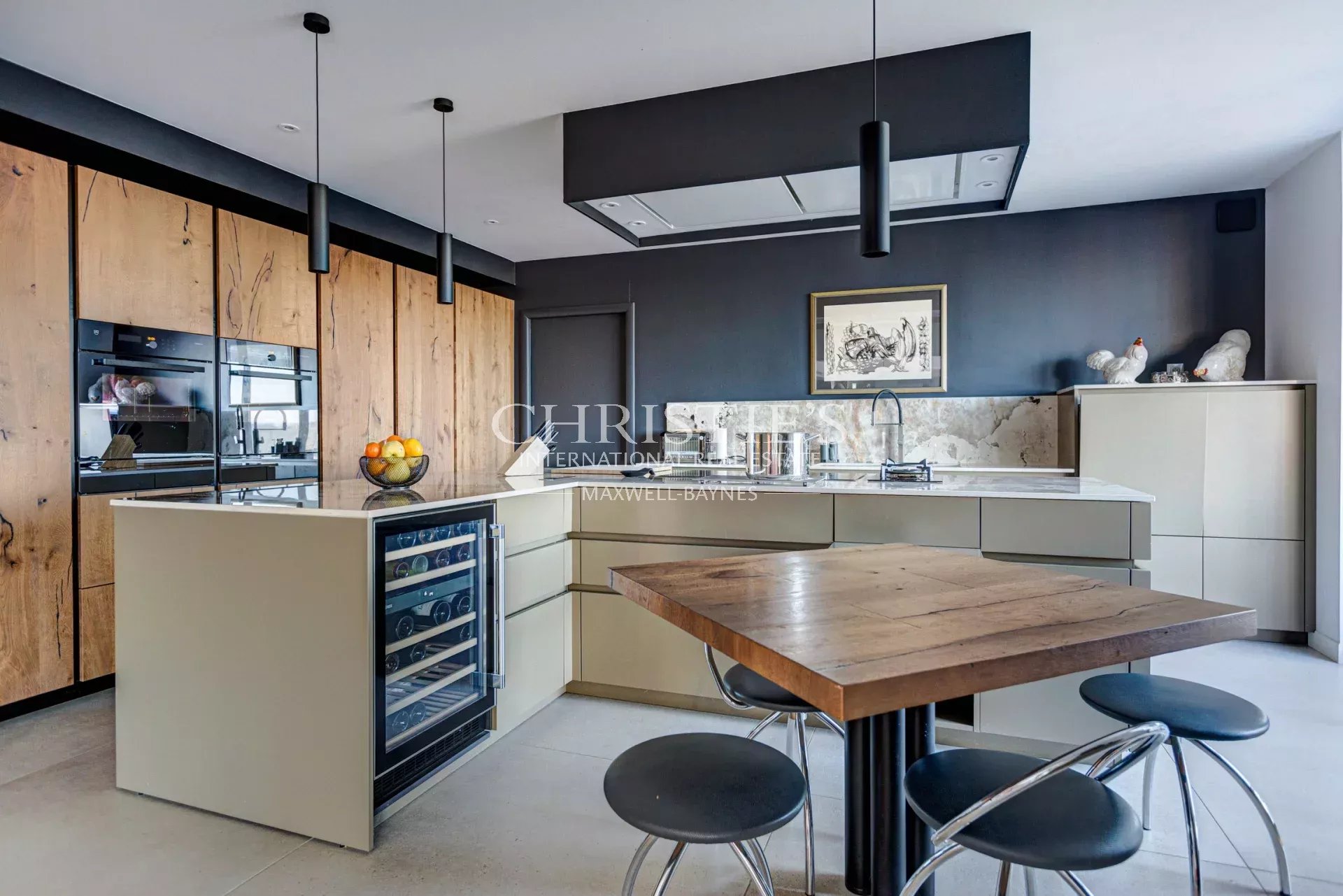 4 Bedroom Villa/Townhouse's Image 3